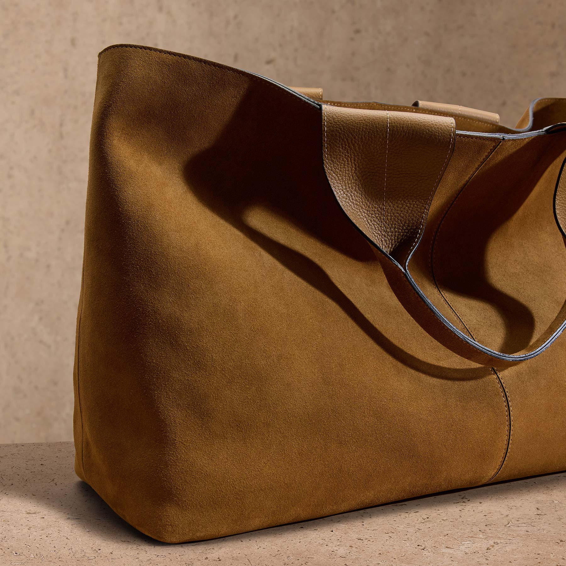 Suede Large Tote - Palamino