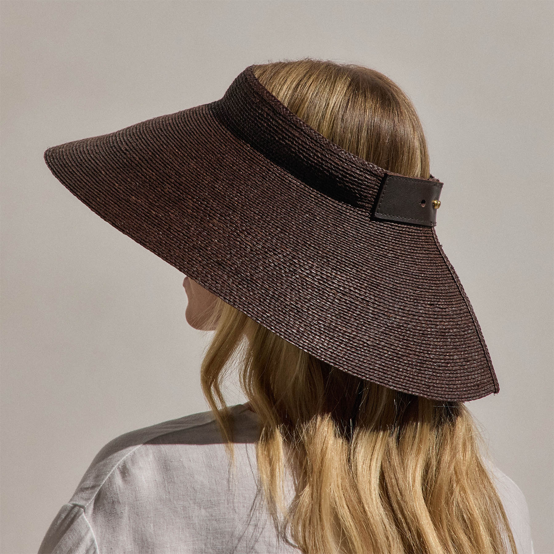 Janessa Leone Birdie Visor - Chocolate