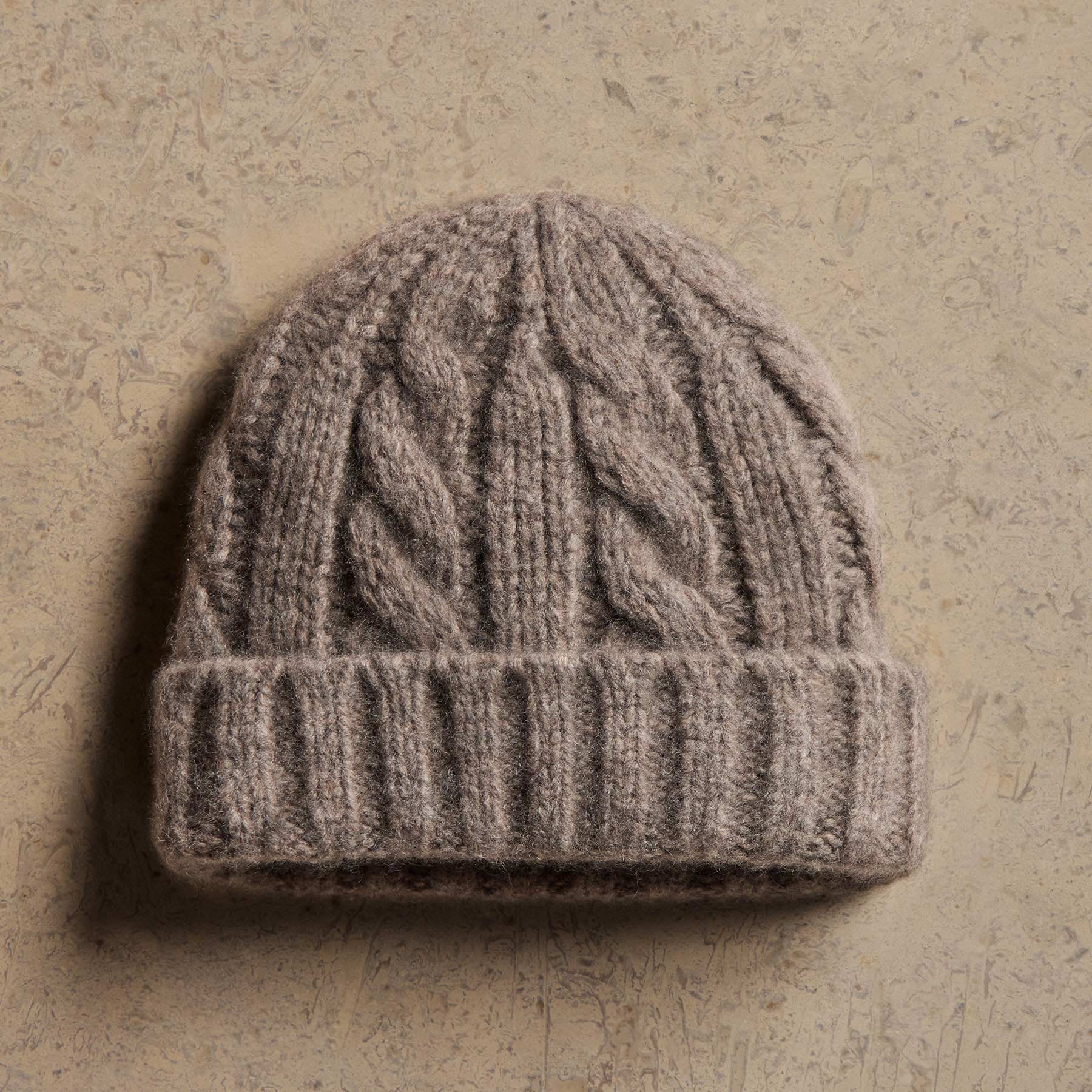 Lightweight Textured Cashmere Cable Knit Beanie - Beige Melange