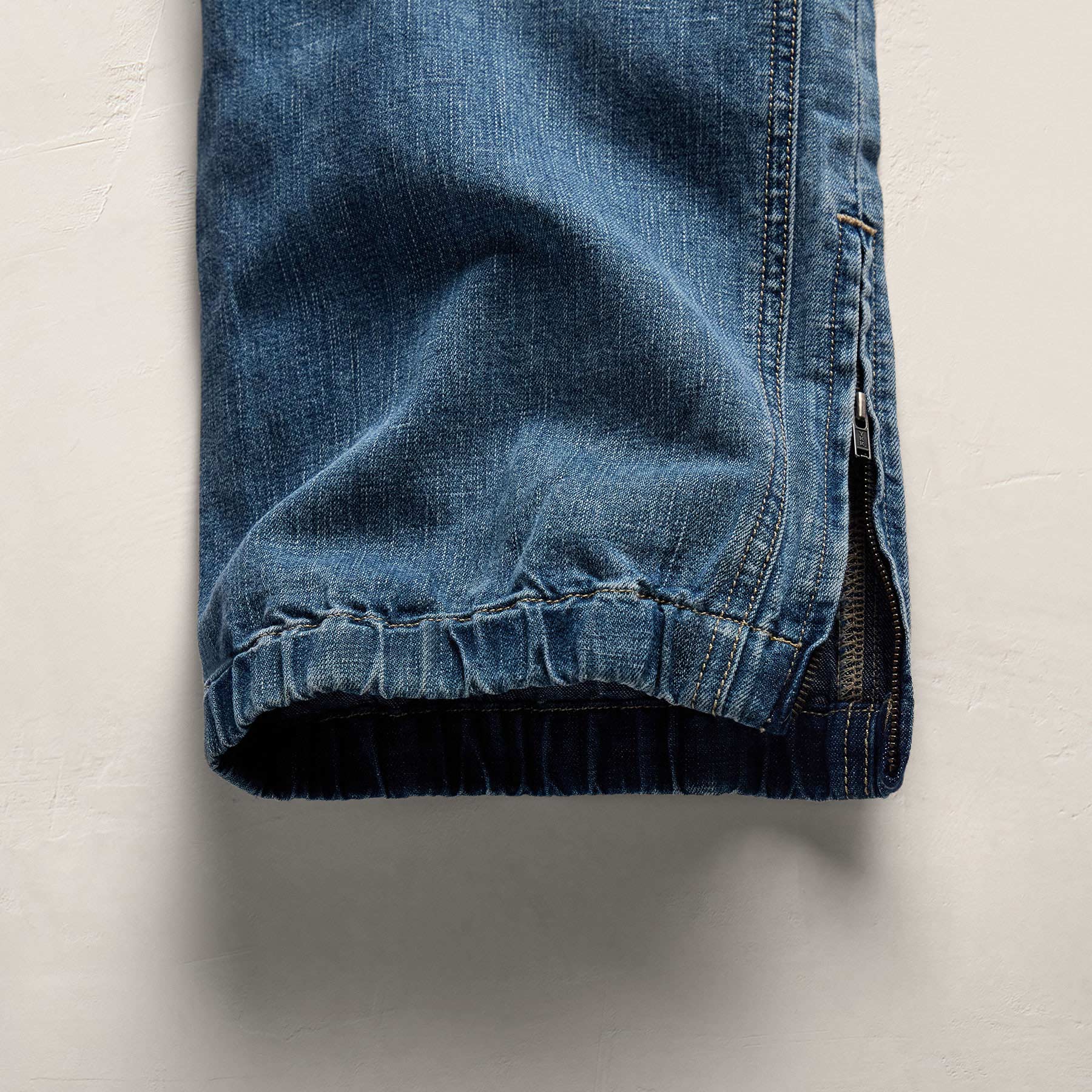 Linen Denim Drawstring Jogger - Medium Wash