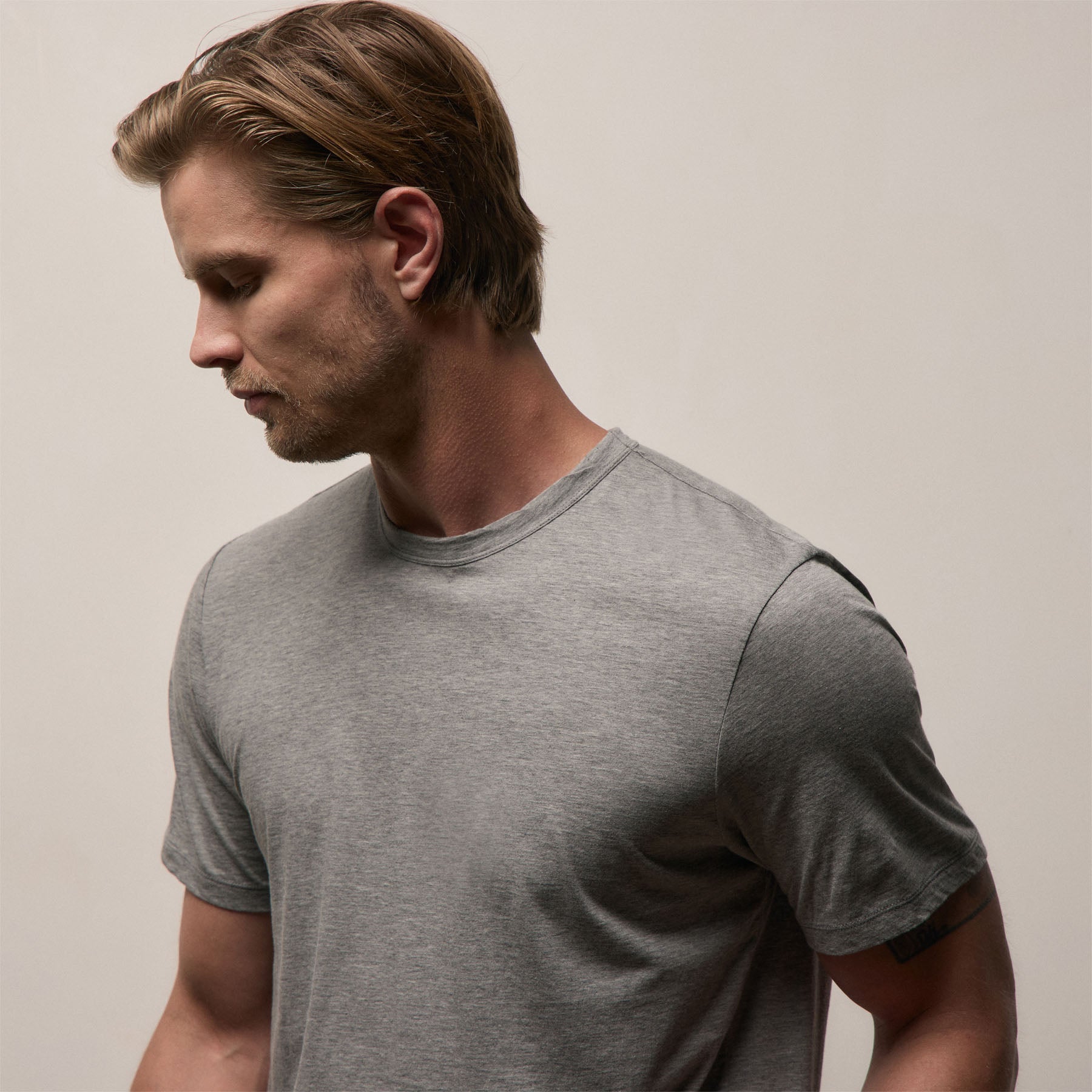 Luxe Lotus Jersey Tee - Heather Grey