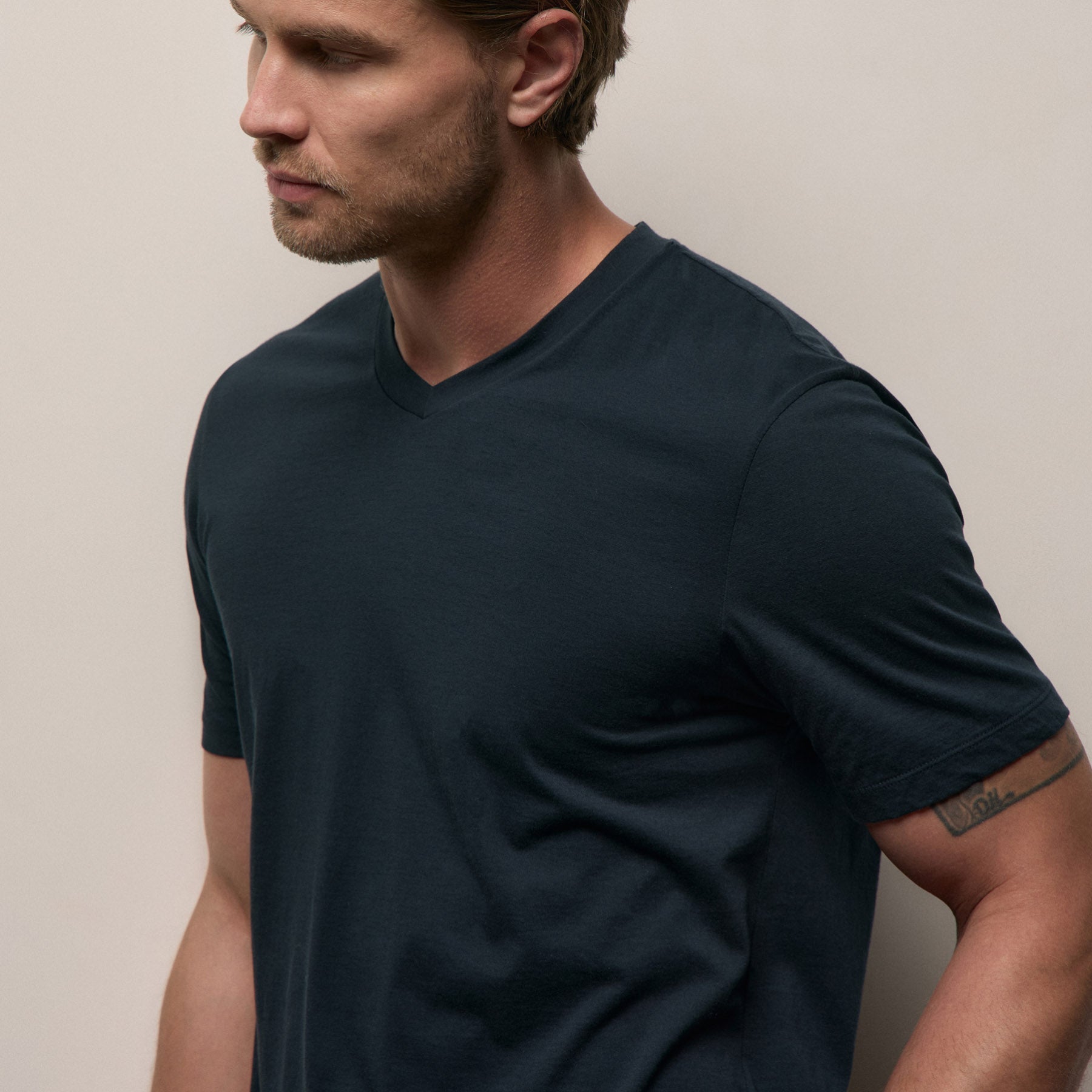 Luxe Lotus Jersey V Neck - French Navy