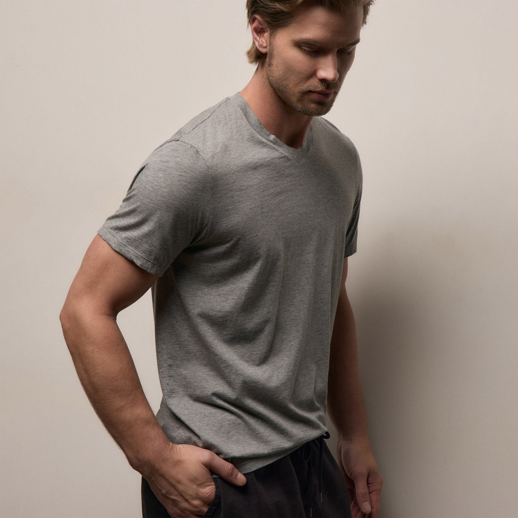 Luxe Lotus Jersey V Neck - Heather Grey