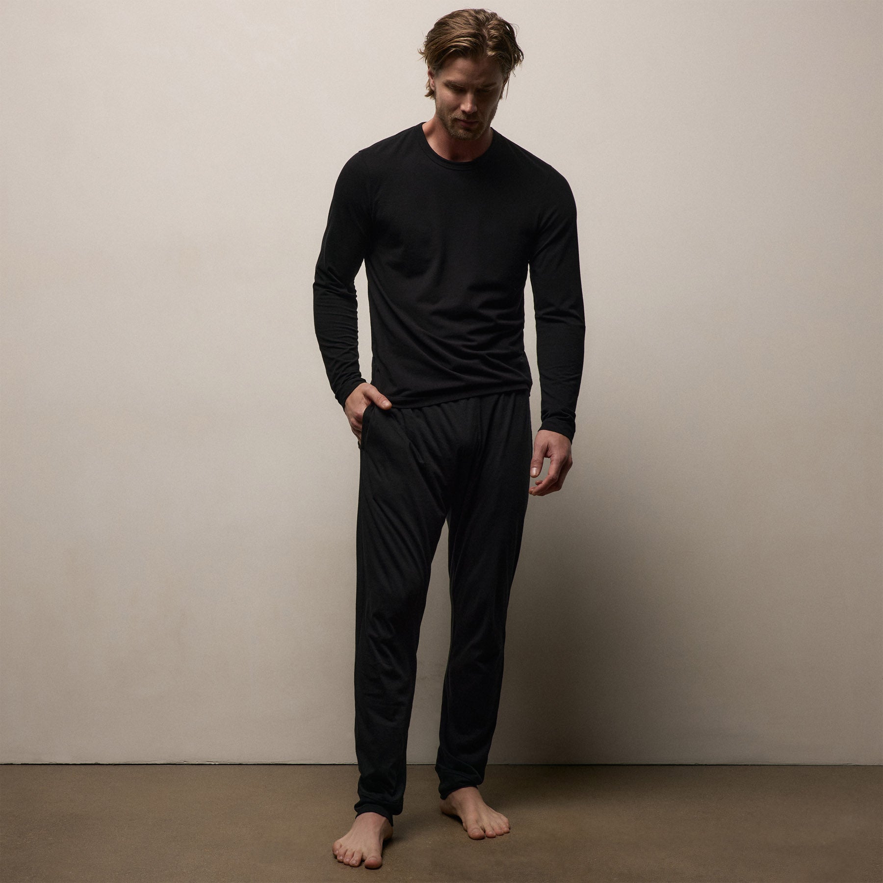 Elevated Lotus Jersey Lounge Crew - Black