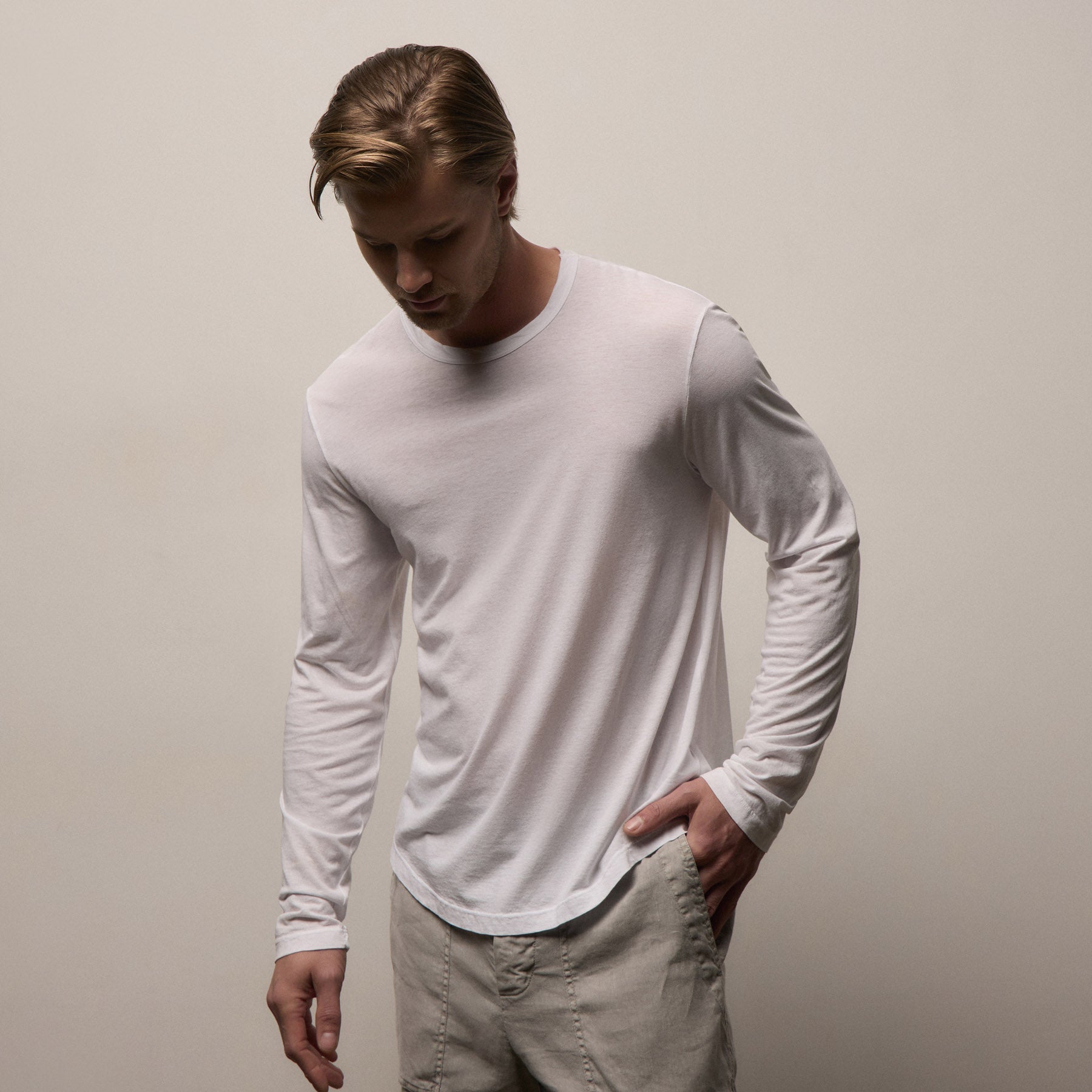 Shirttail Hem Crew - White