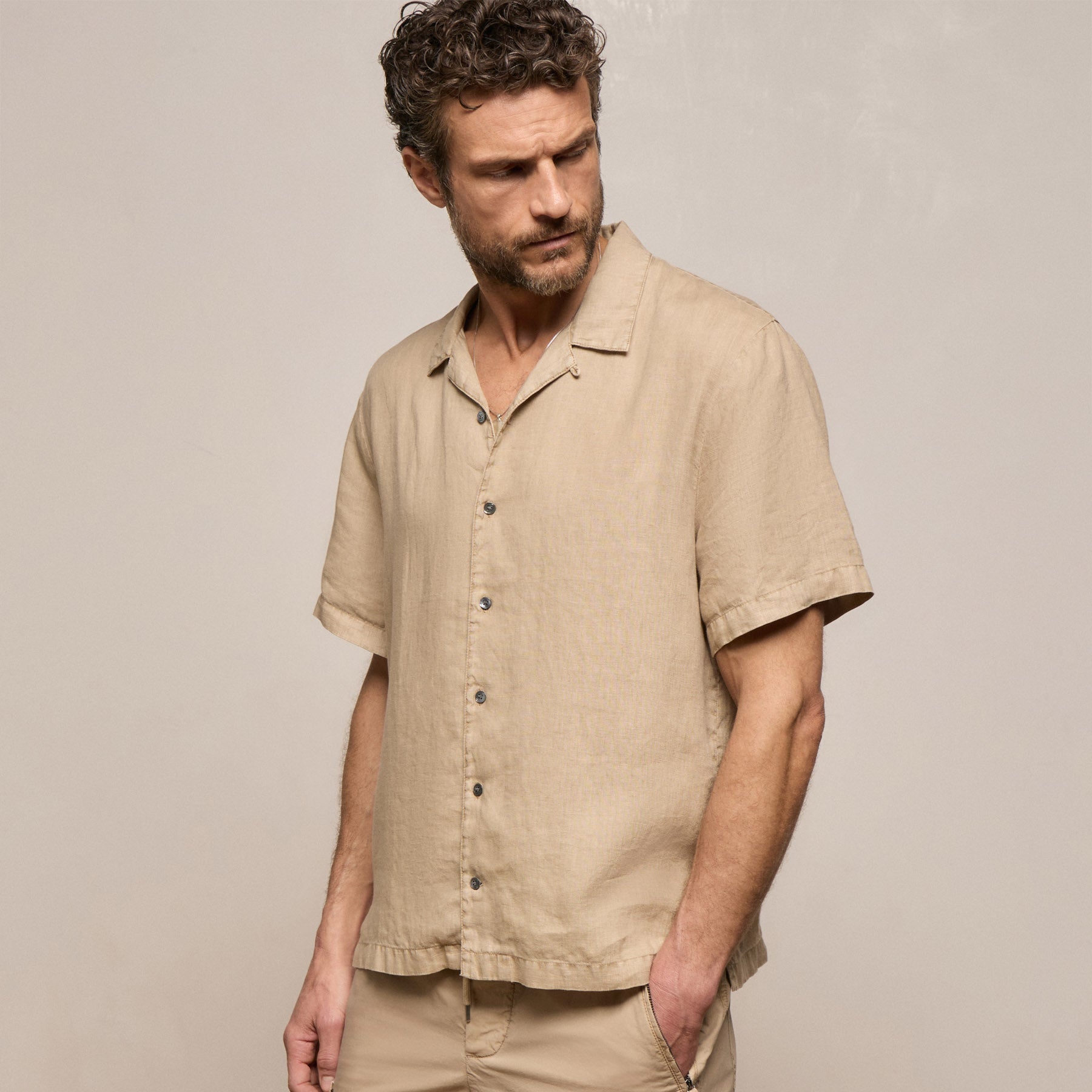 Lightweight Linen Short Sleeve Shirt - Light Khaki Pigment