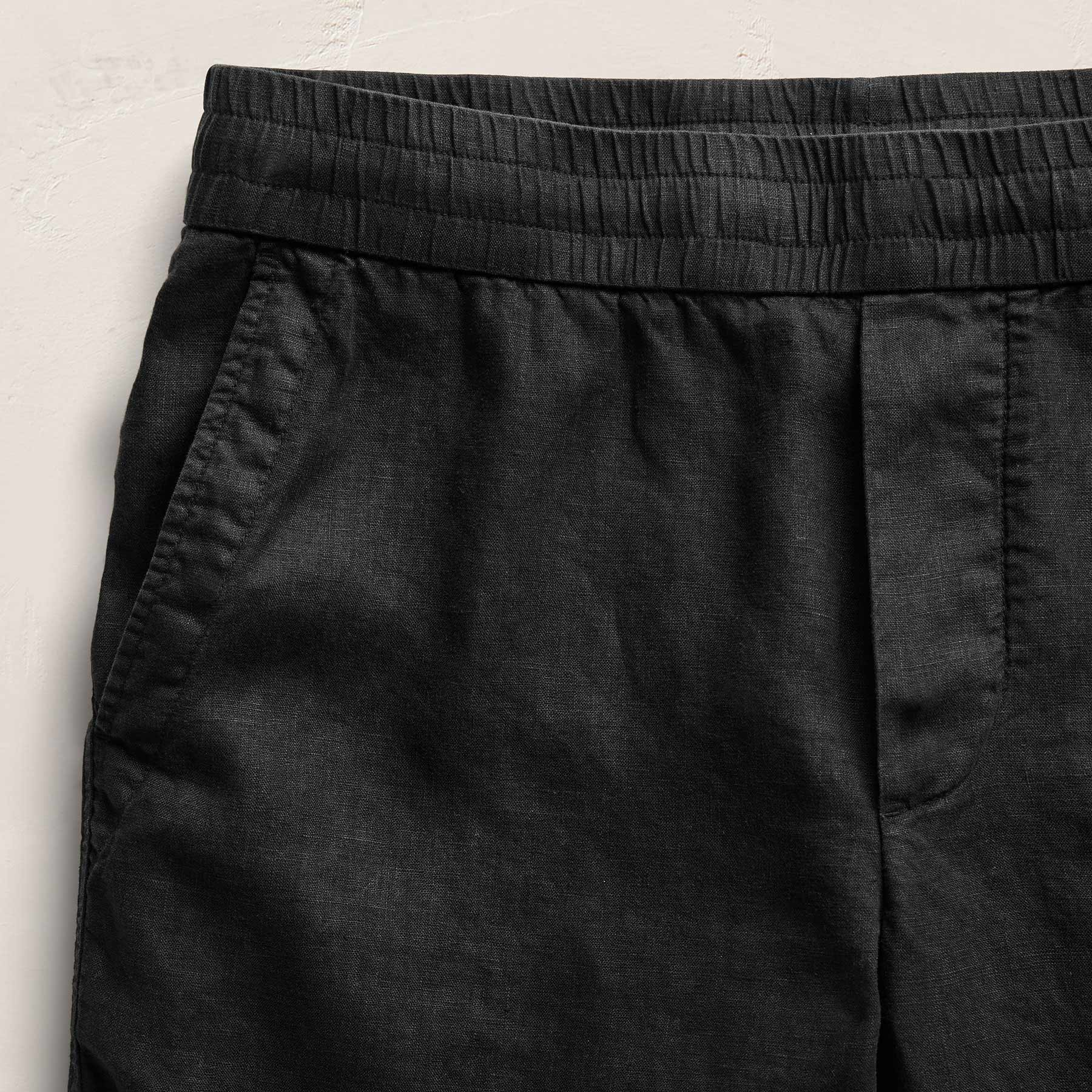 Lightweight Linen Relaxed Short - Black