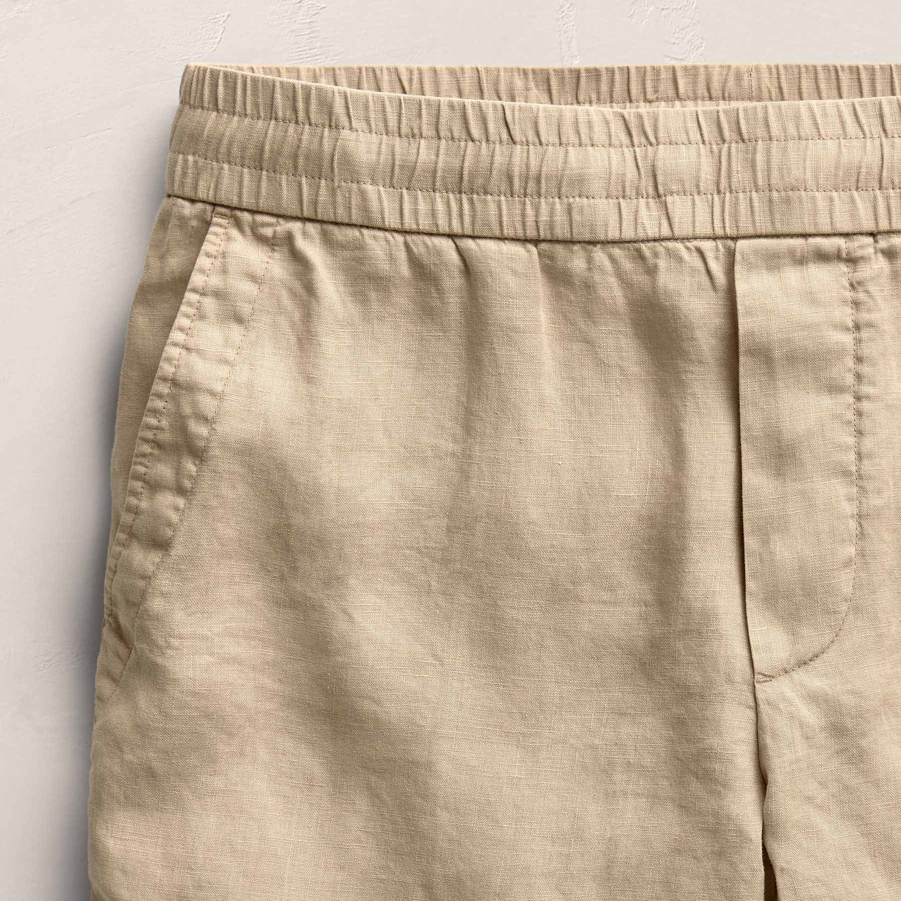 Lightweight Linen Relaxed Short - Light Khaki Pigment