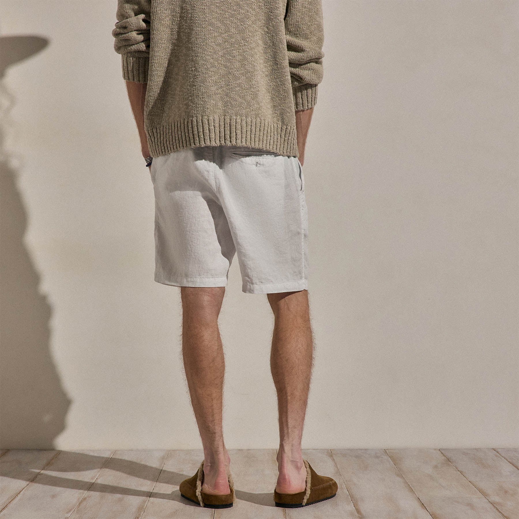 Lightweight Linen Relaxed Short - White