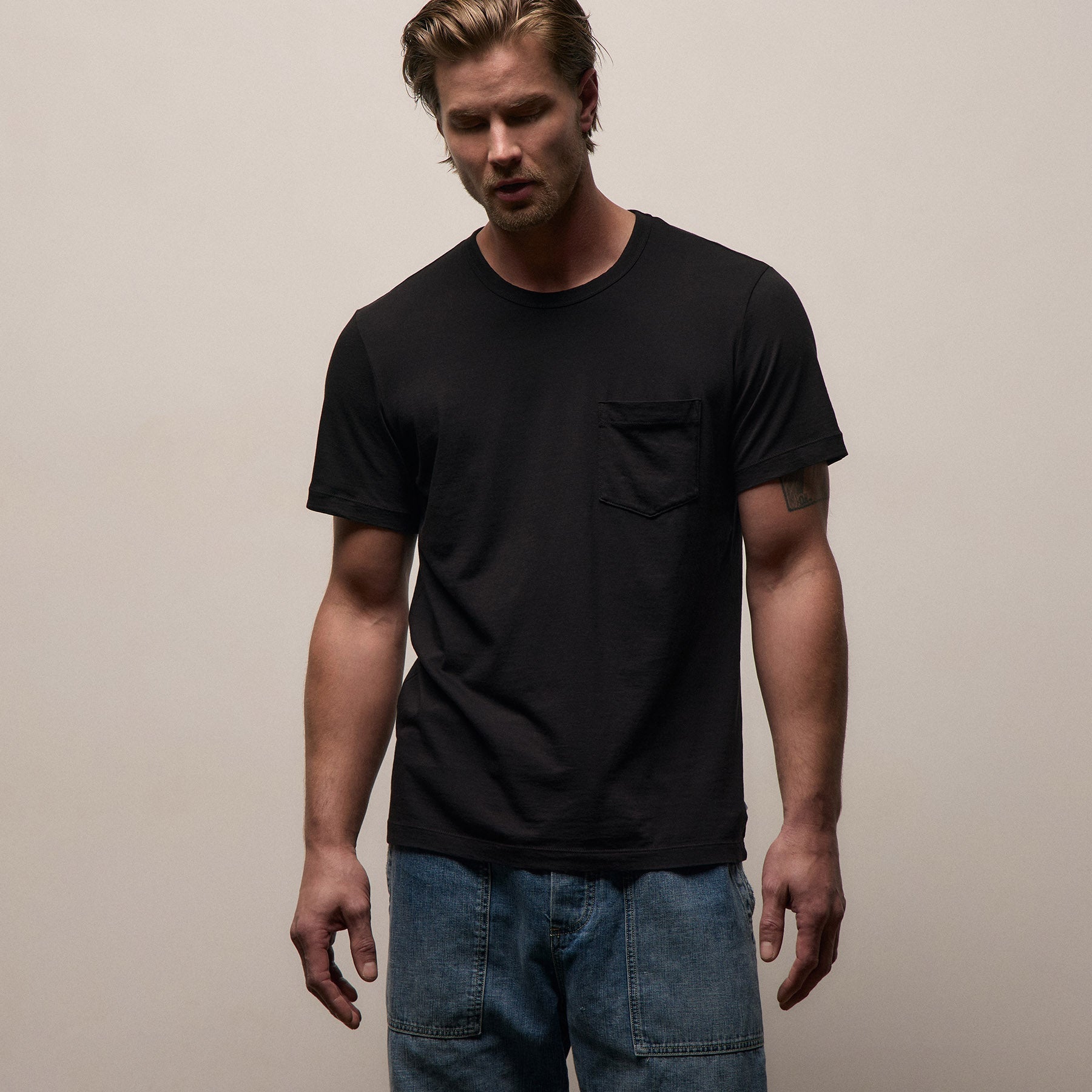 Lightweight Jersey Pocket Tee - Black