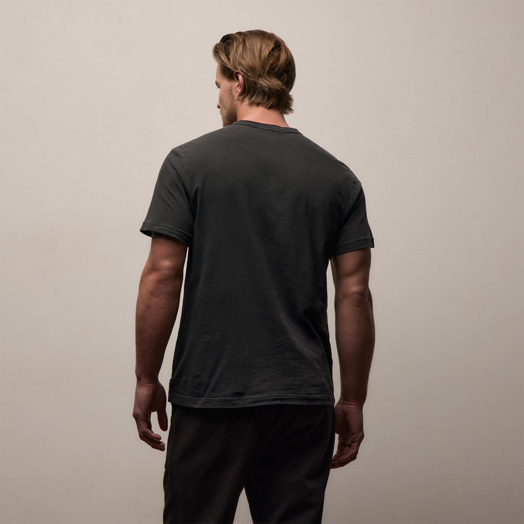Short Sleeve Crew Neck - Carbon Pigment