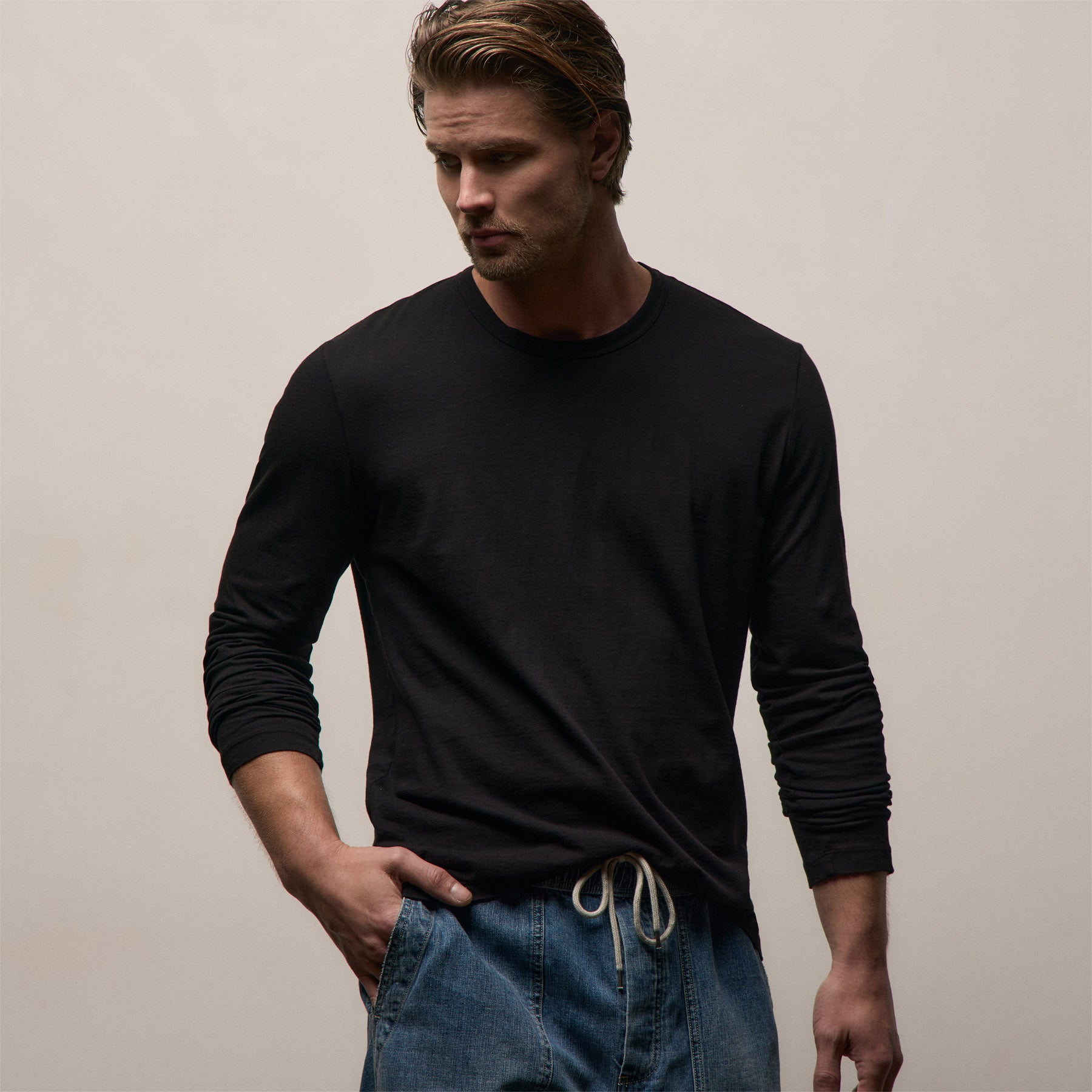 Long Sleeve Crew Neck - Black