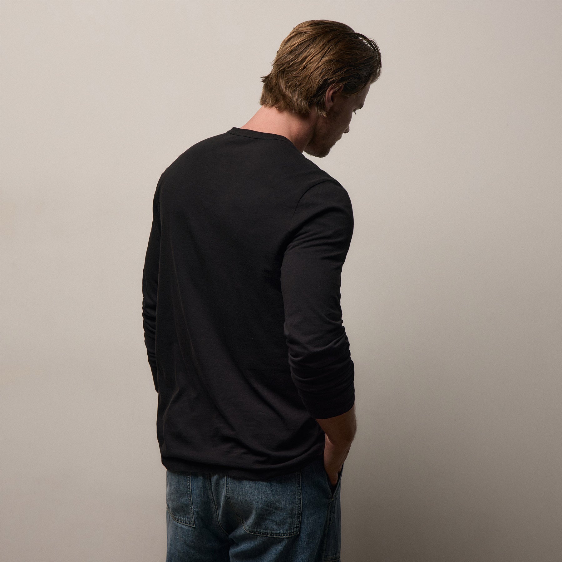 Long Sleeve Crew Neck - Black