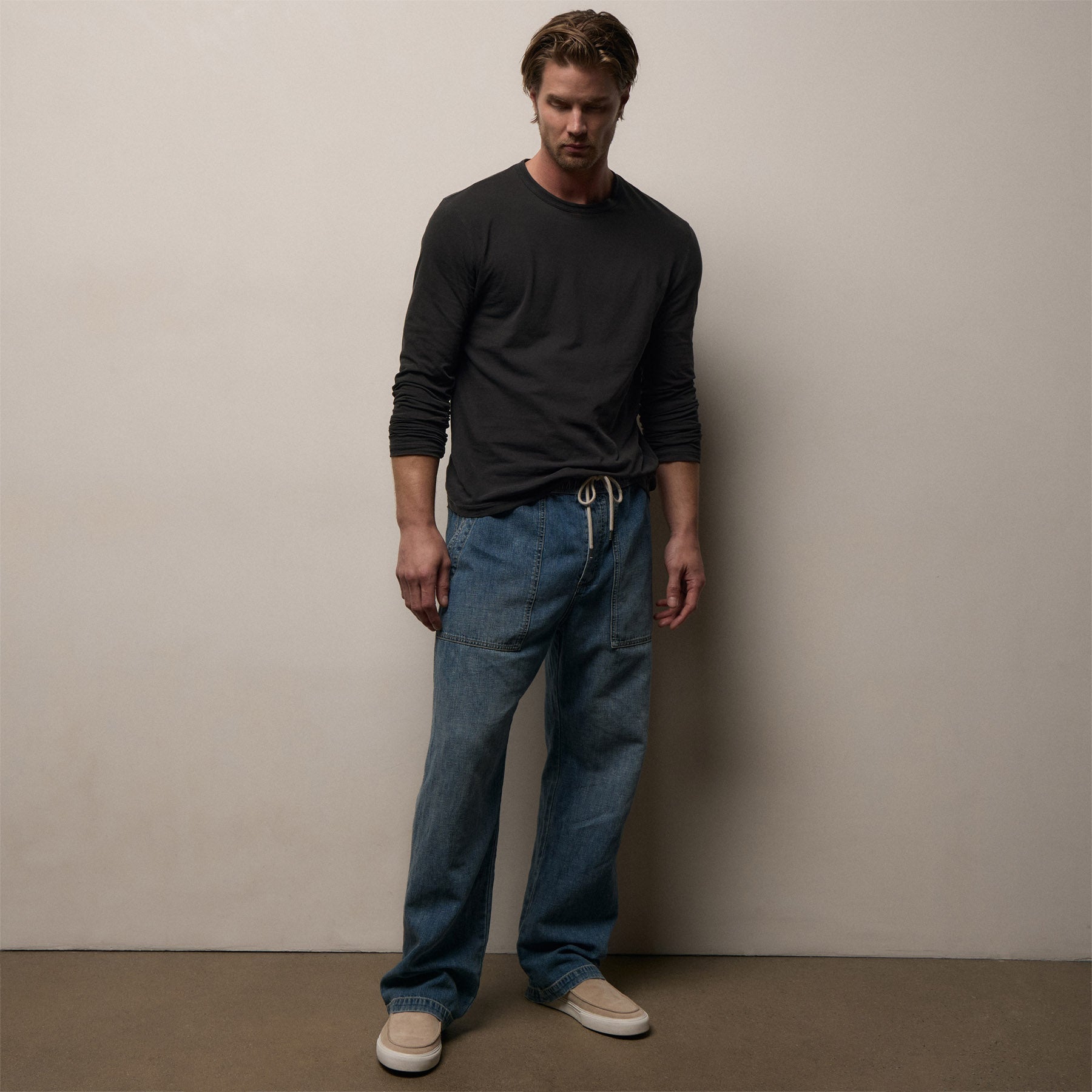 Long Sleeve Crew Neck - Carbon Pigment