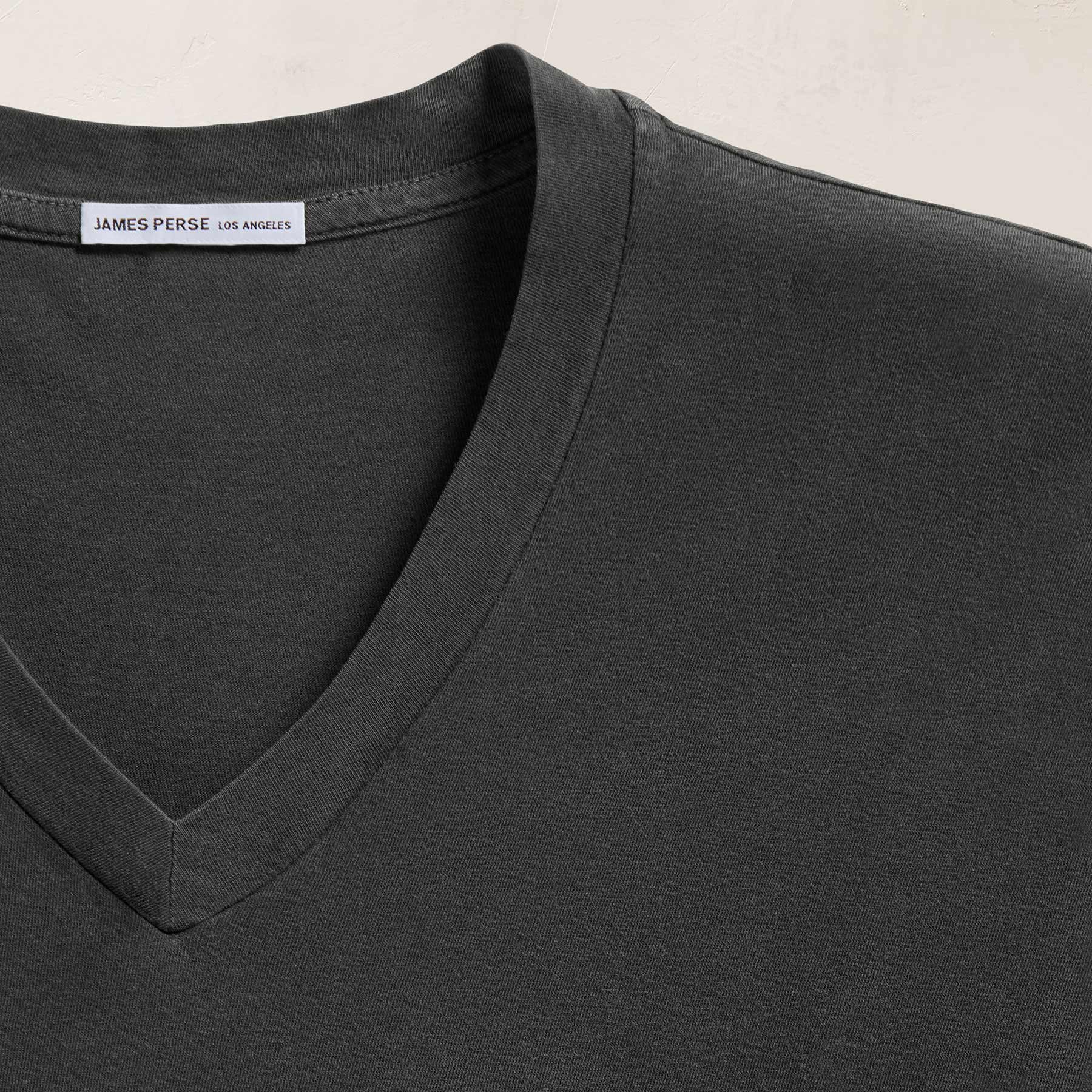 Short Sleeve V Neck - Carbon Pigment