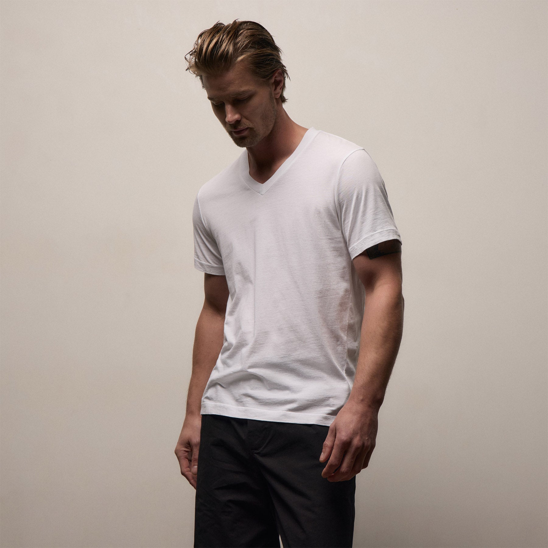 Short Sleeve V Neck - White