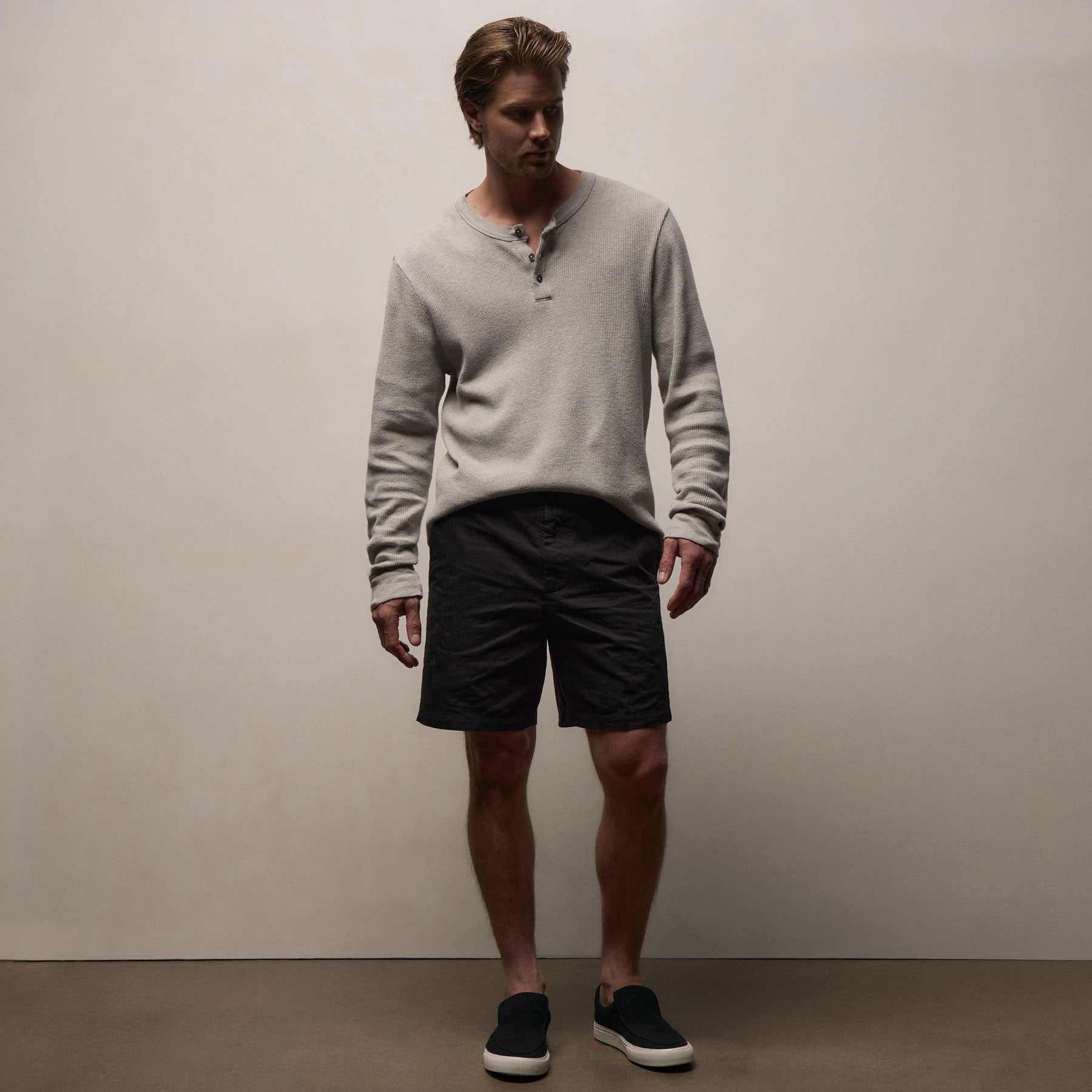 Herringbone Surplus Short - Black