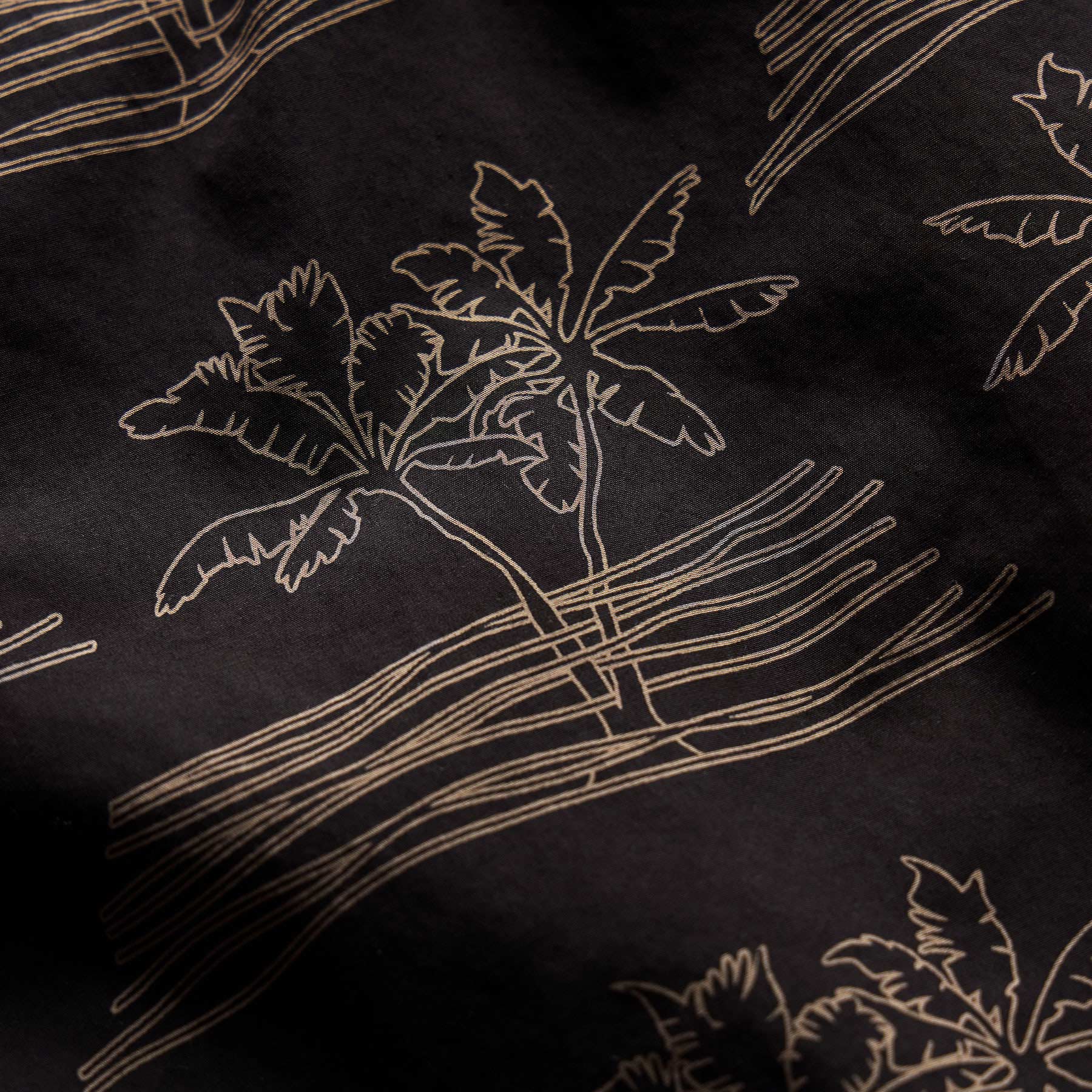 Palm Printed Short - Black/Light Olive Pigment