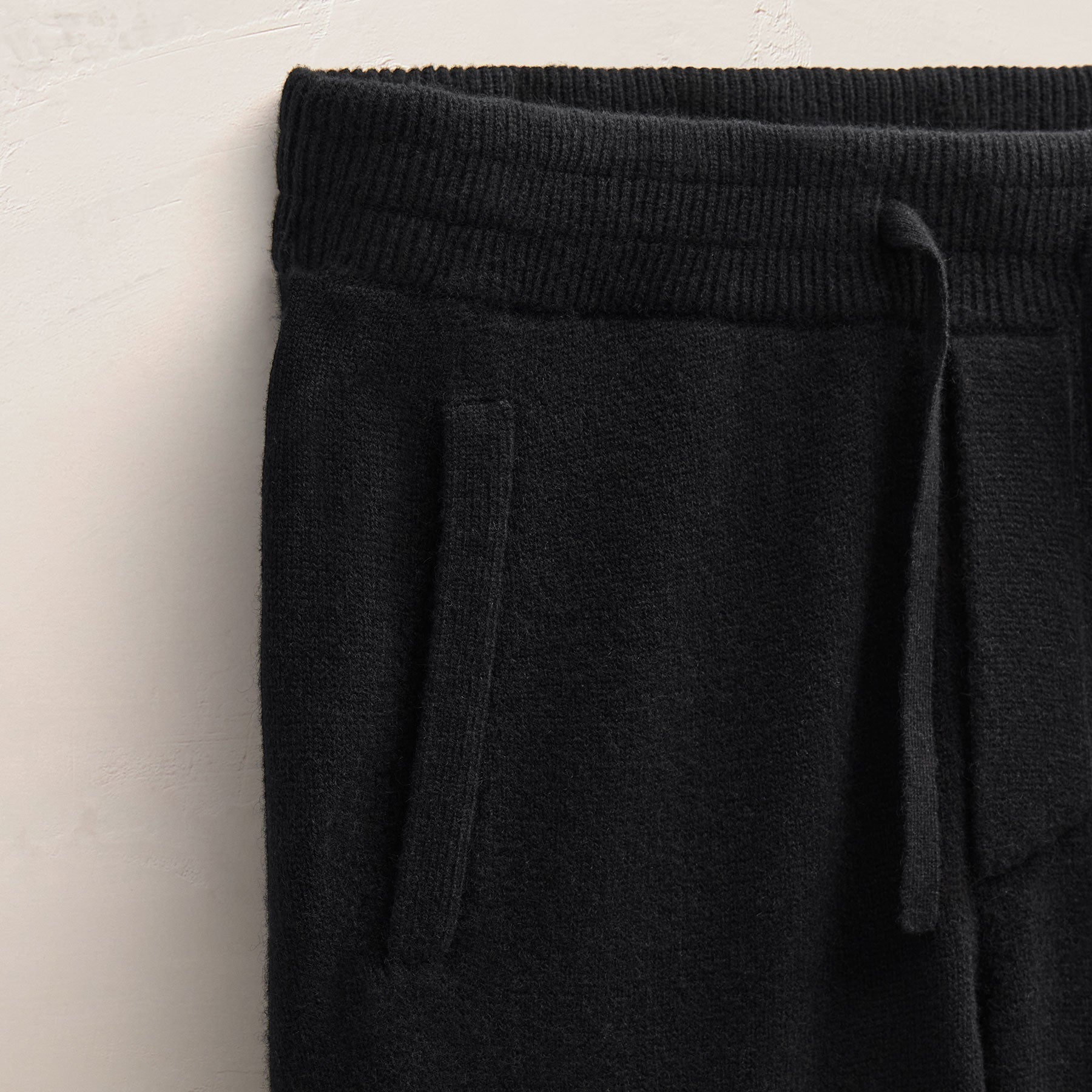 Recycled Cashmere Track Pant With Pockets - Black