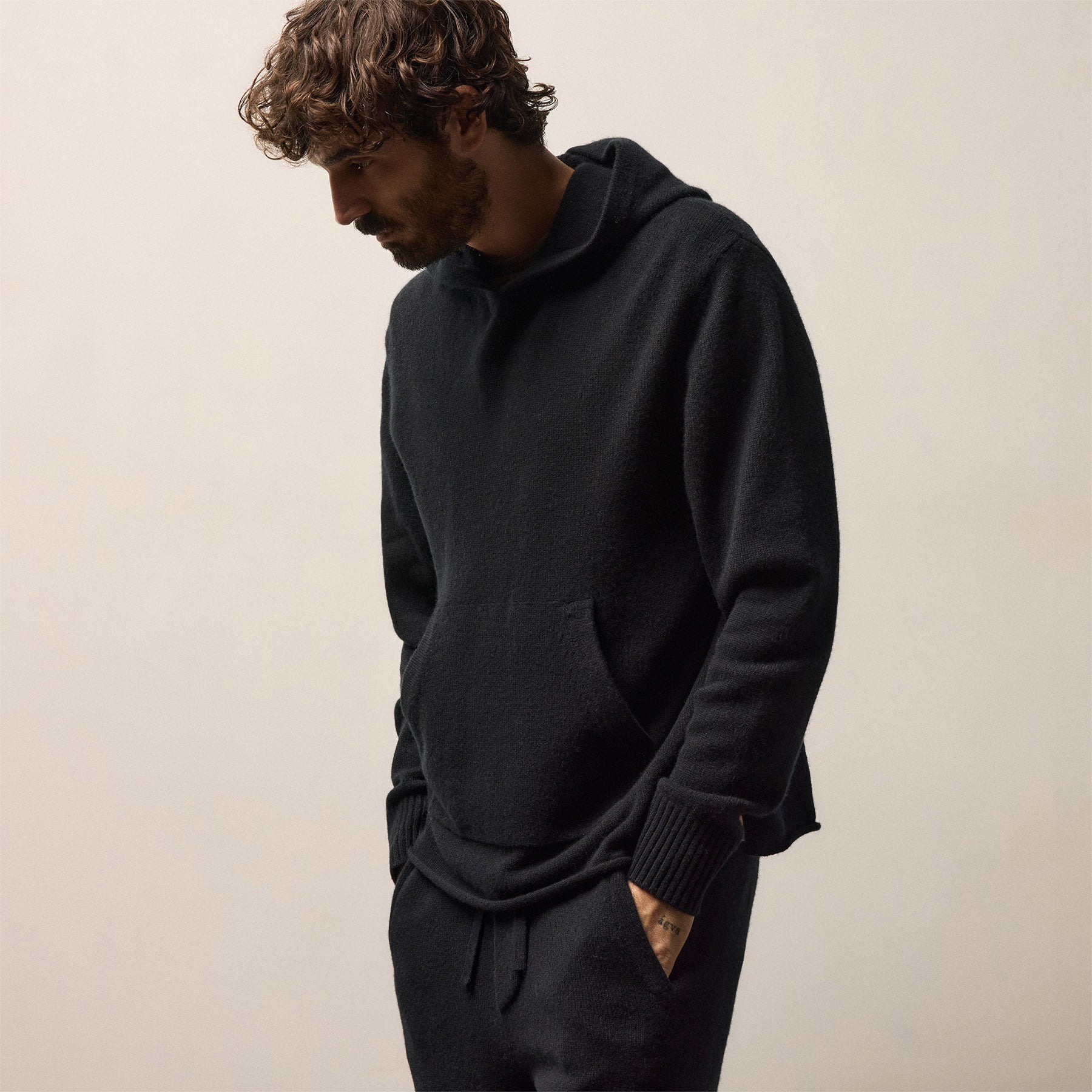 Recycled Cashmere Hooded Pullover - Black