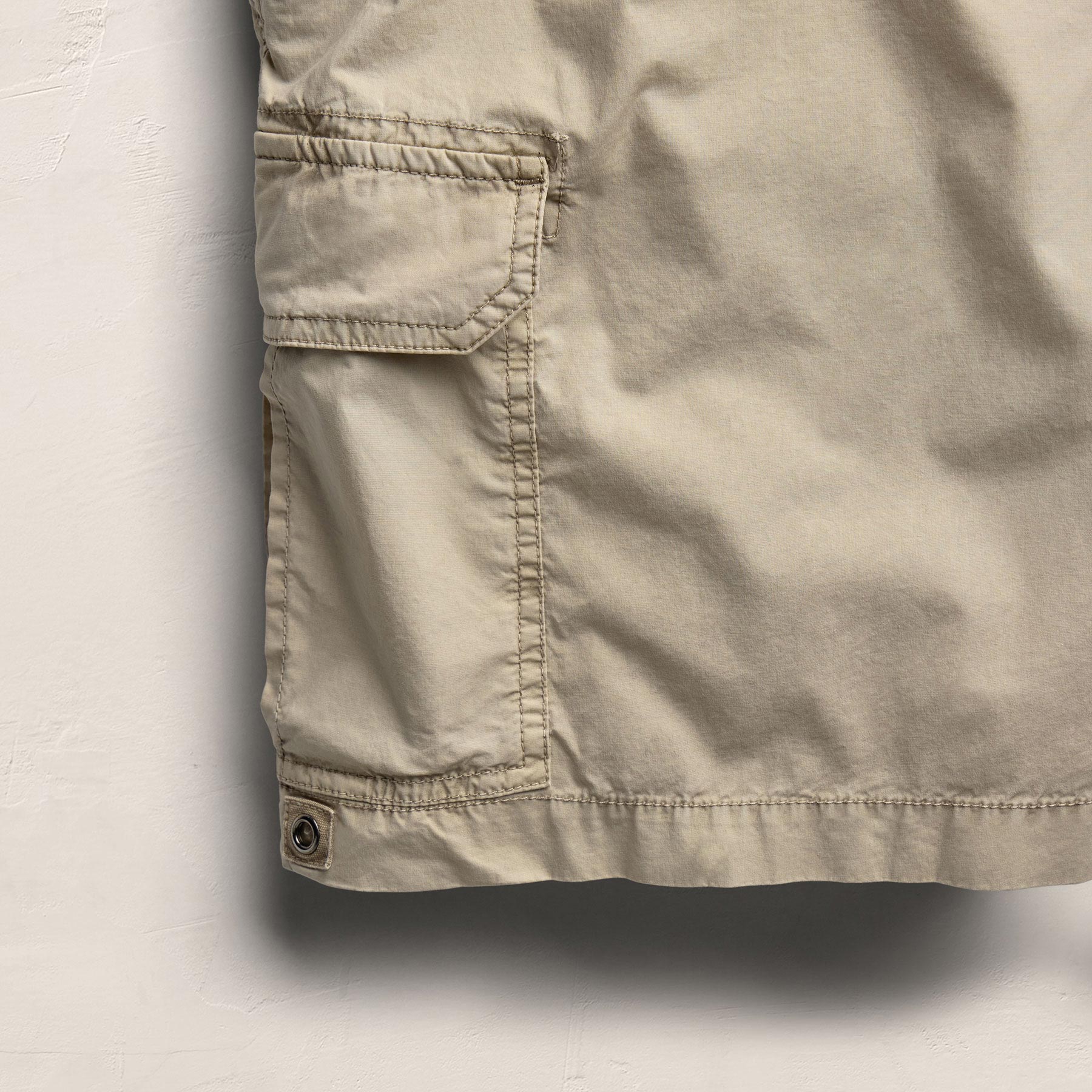 Parachute Poplin Cargo Short - Flax Pigment