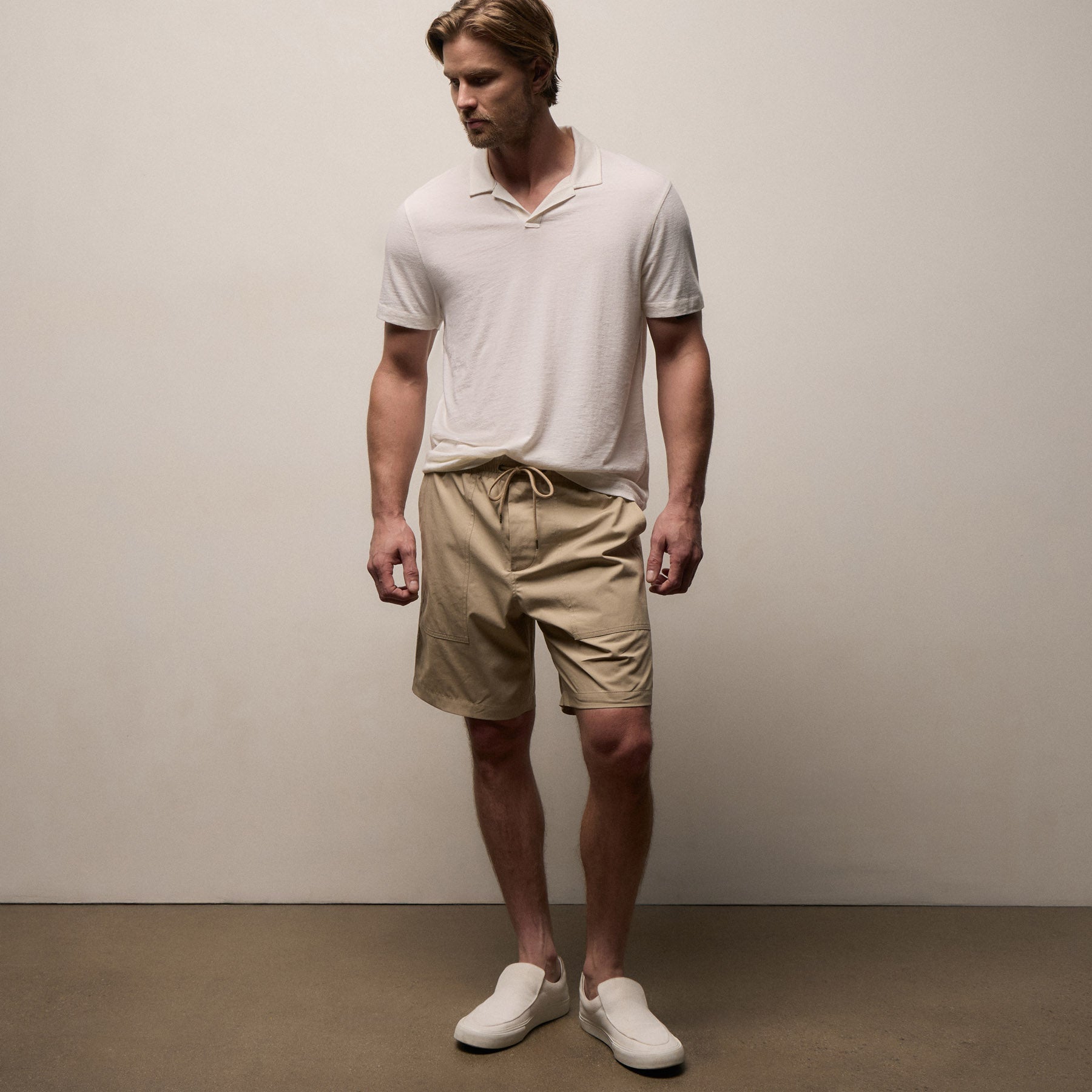 Fine Cotton Twill Patch Pocket Short - Light Khaki