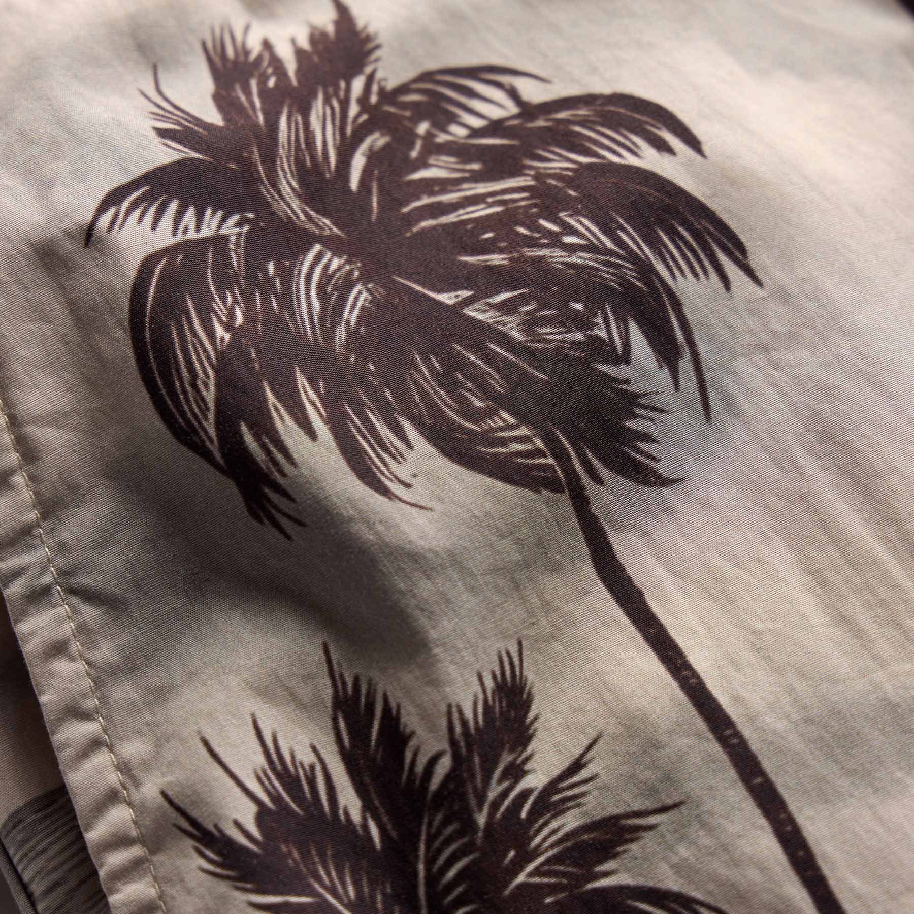 Palm Printed Short - Stone