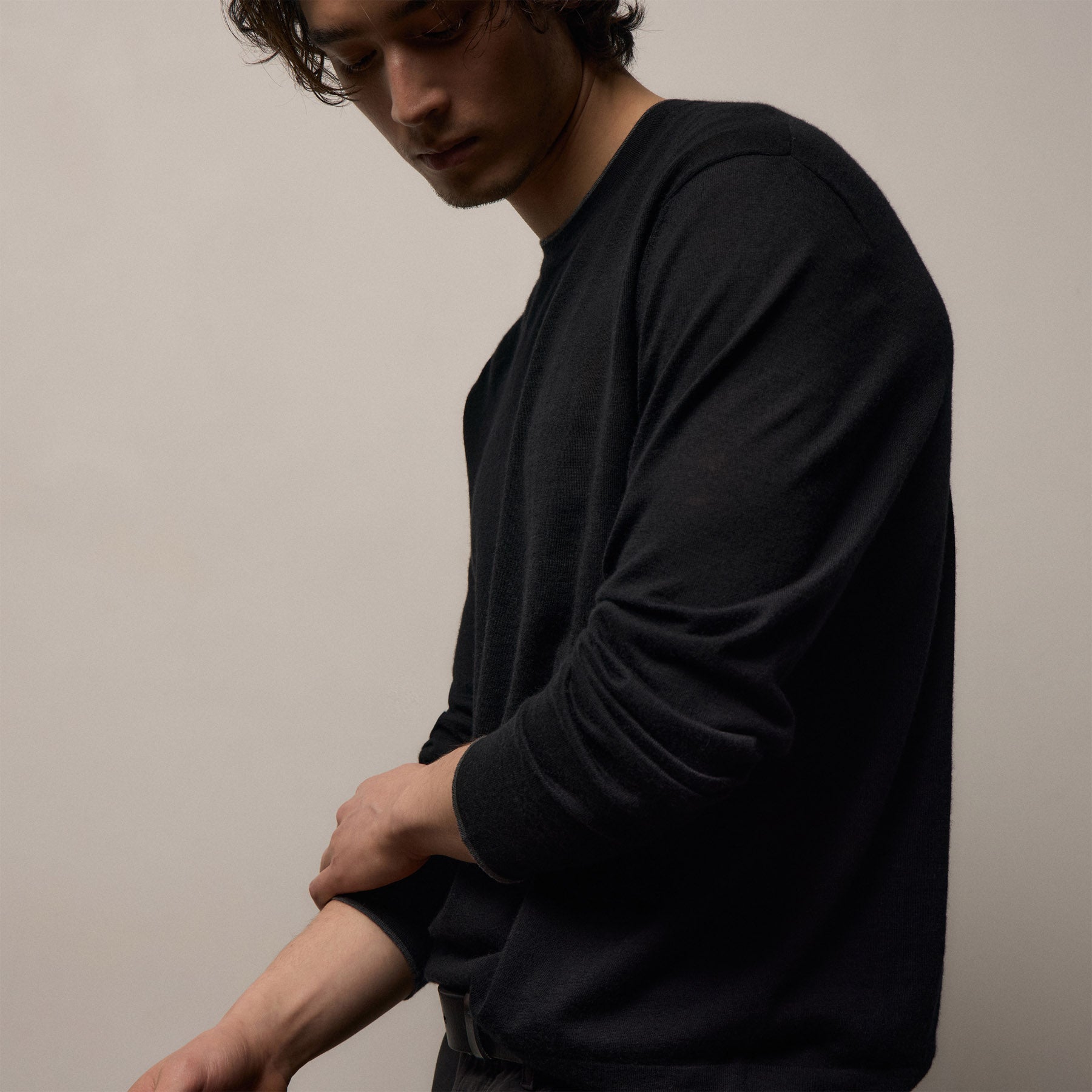 Ultrafine Cashmere Tipped Crew - Black/Charcoal