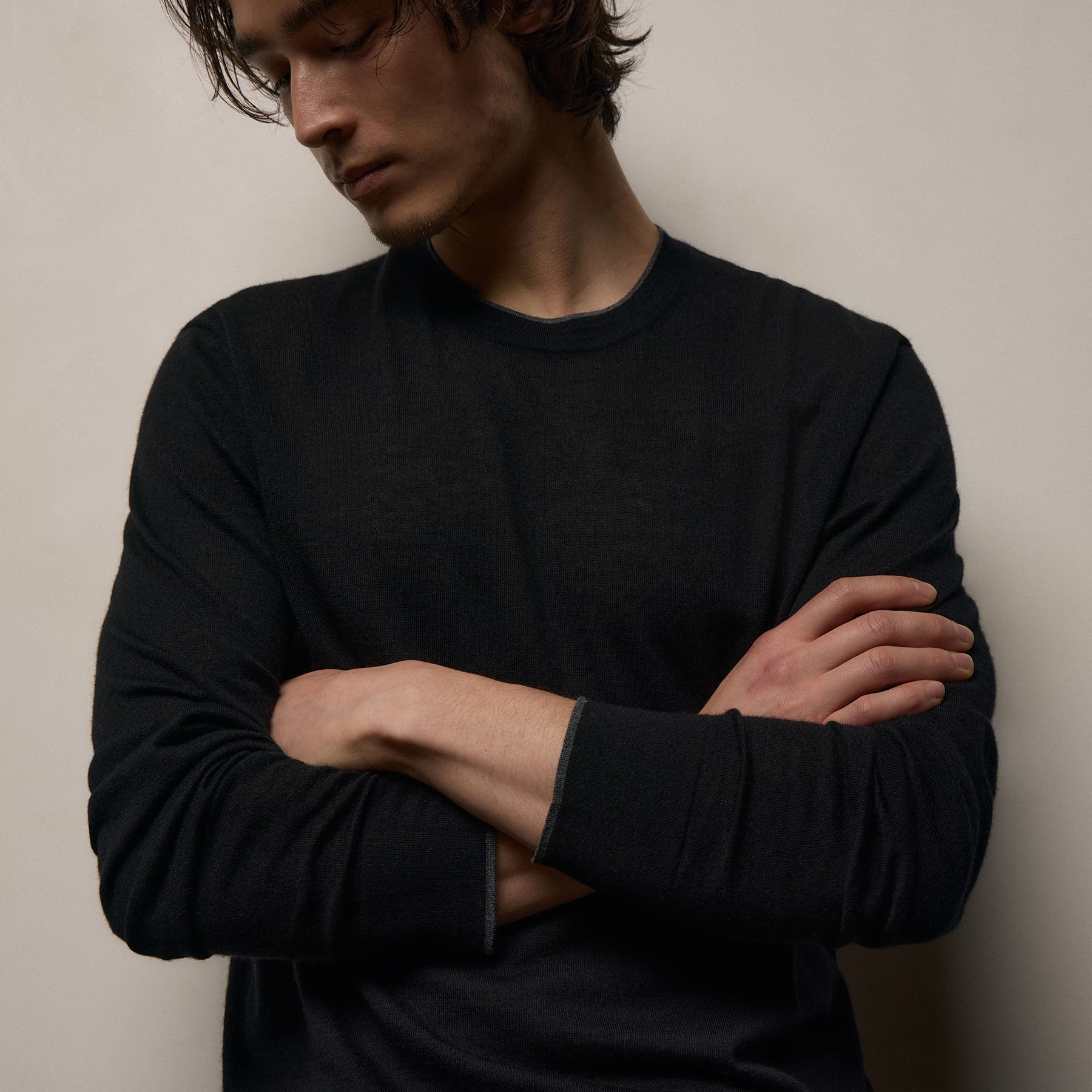 Ultrafine Cashmere Tipped Crew - Black/Charcoal
