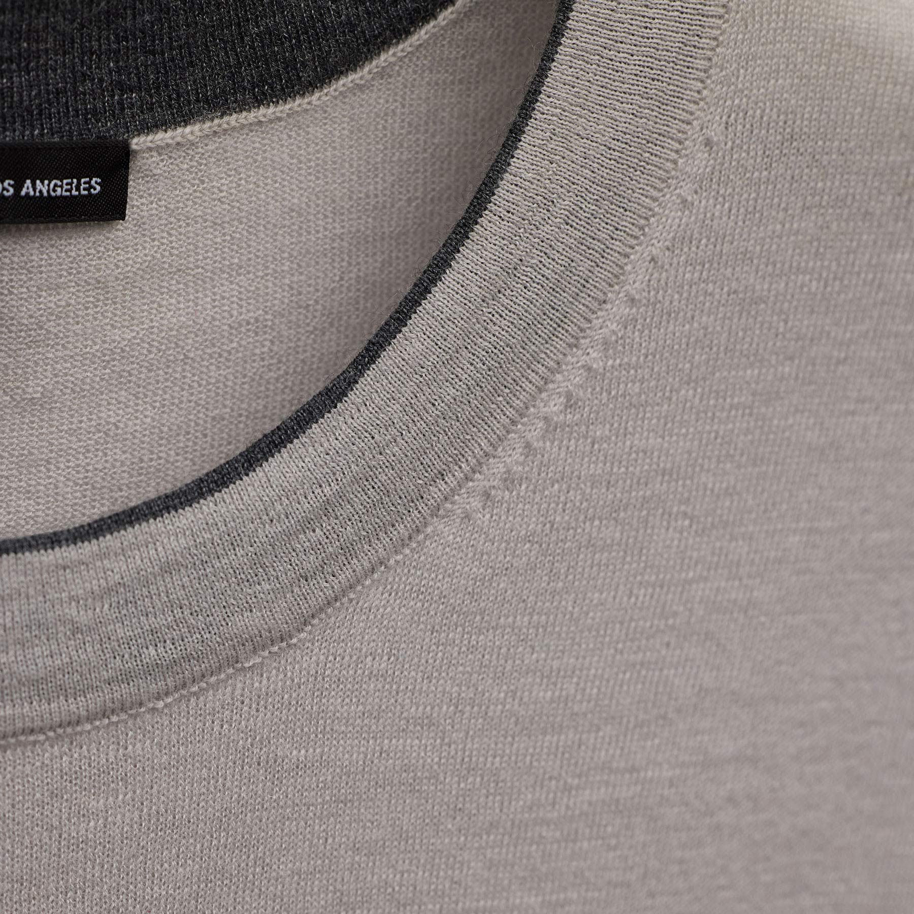 Ultrafine Cashmere Tipped Crew - Fog/Charcoal