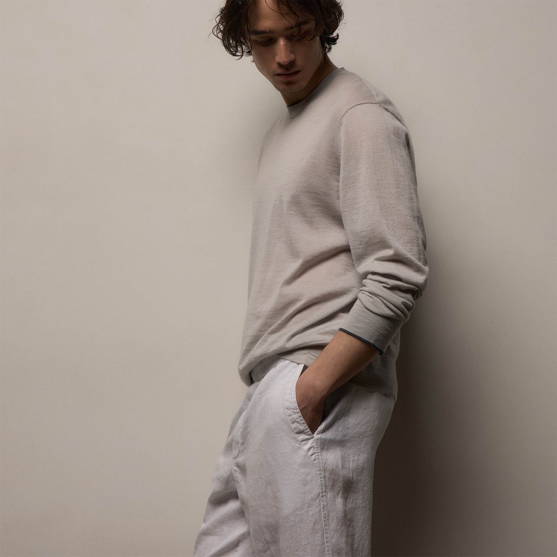Ultrafine Cashmere Tipped Crew - Fog/Charcoal
