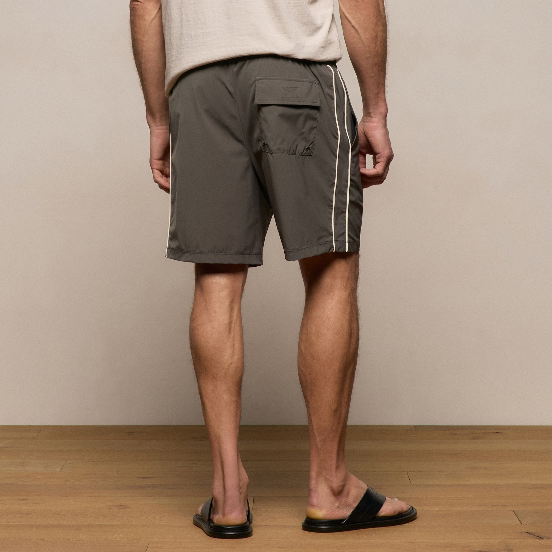 Contrast Piped Boardshort - Granite/Ivory