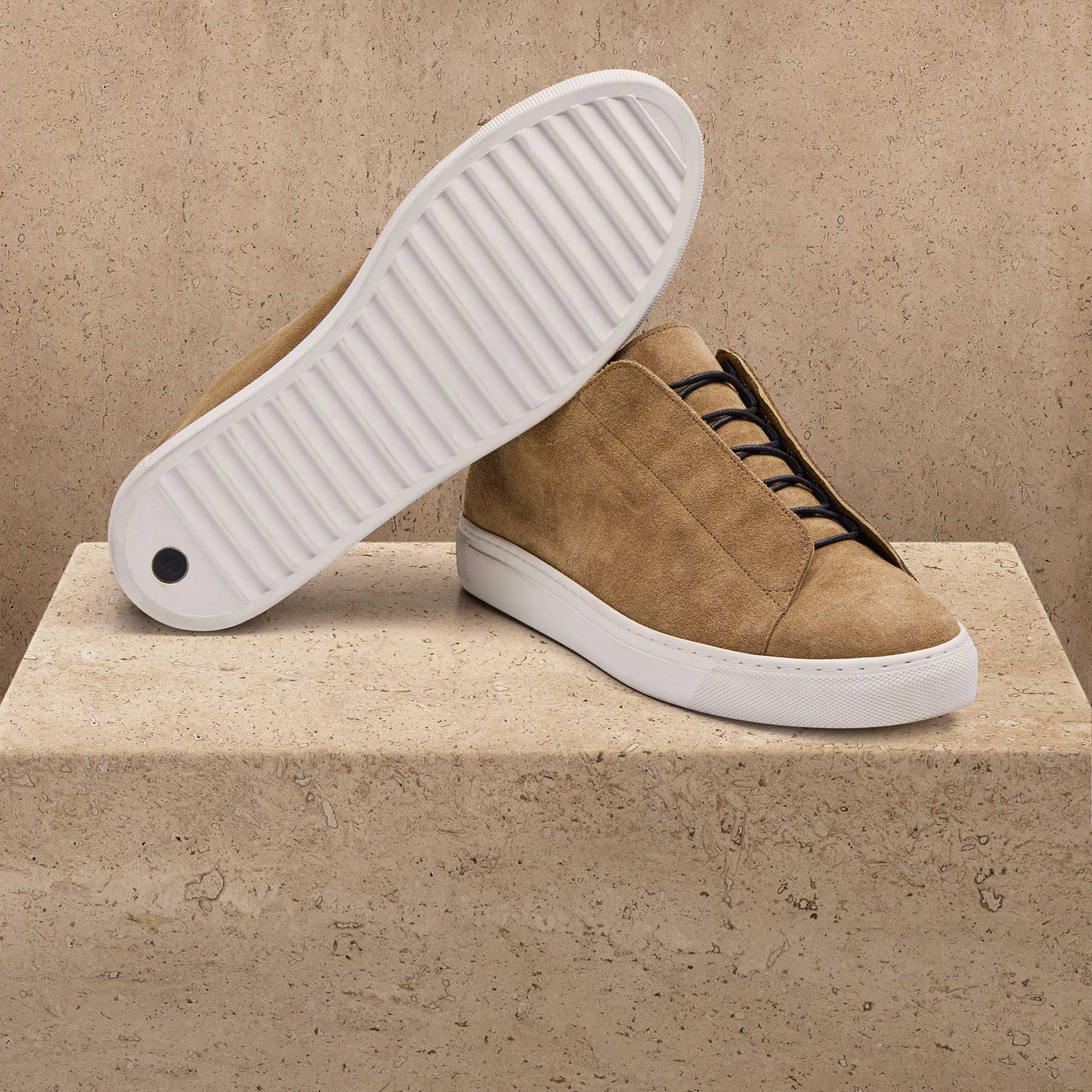 Men's Suede Solstice Sneaker - String
