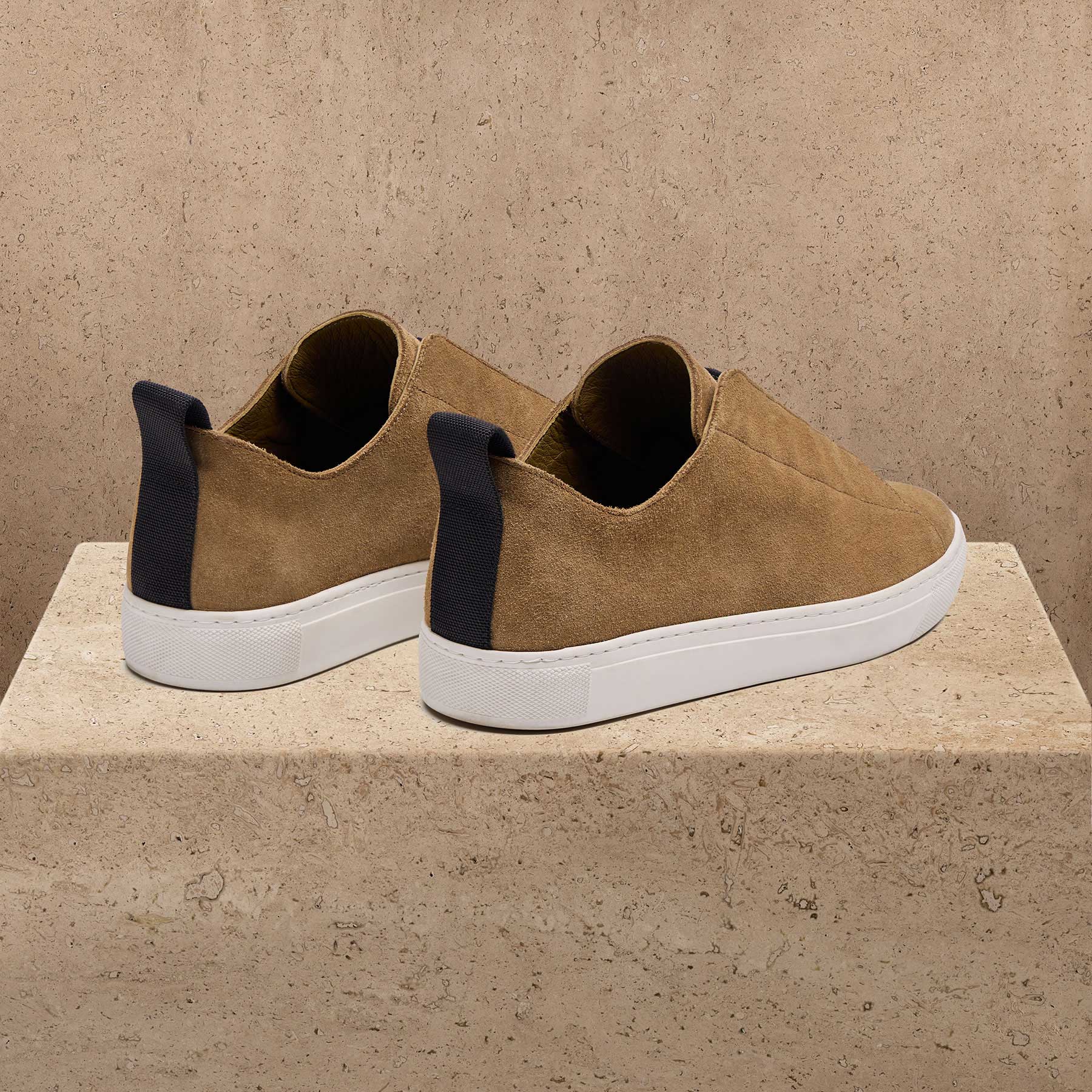 Men's Suede Solstice Sneaker - String