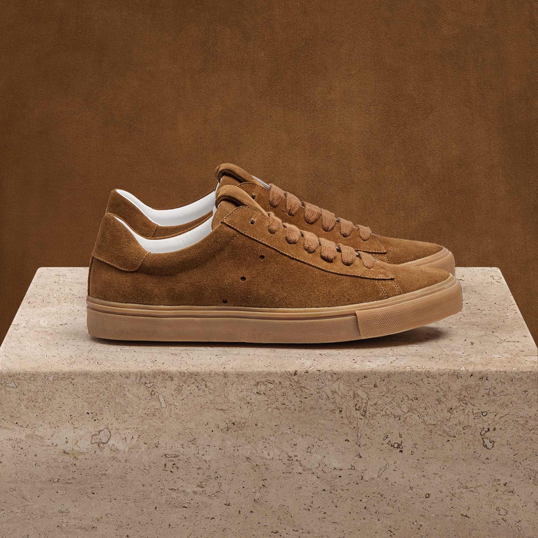 Men's Suede Retro Sneaker - Tabacco
