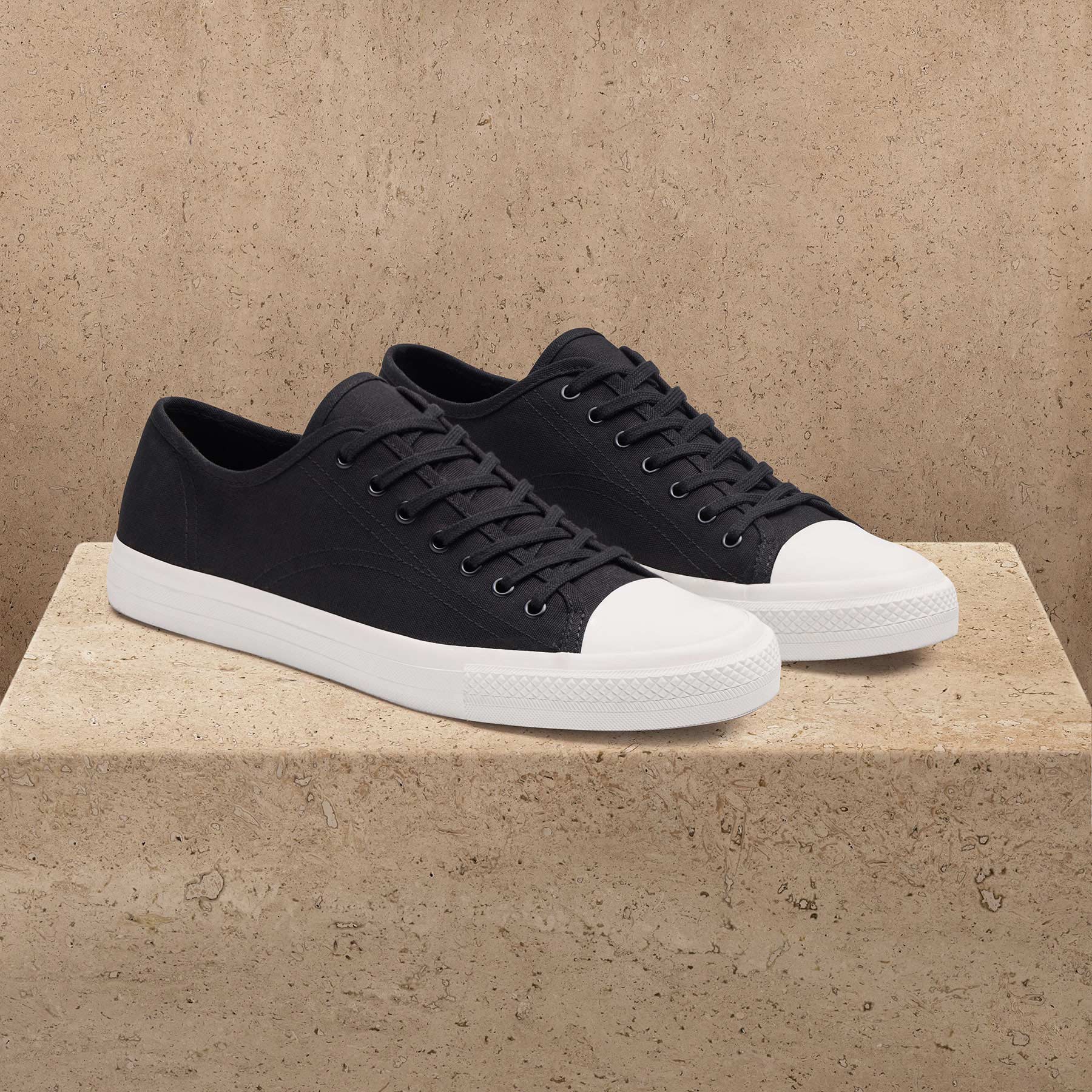 Men's Cotton Canvas Low Top Sneaker - Black
