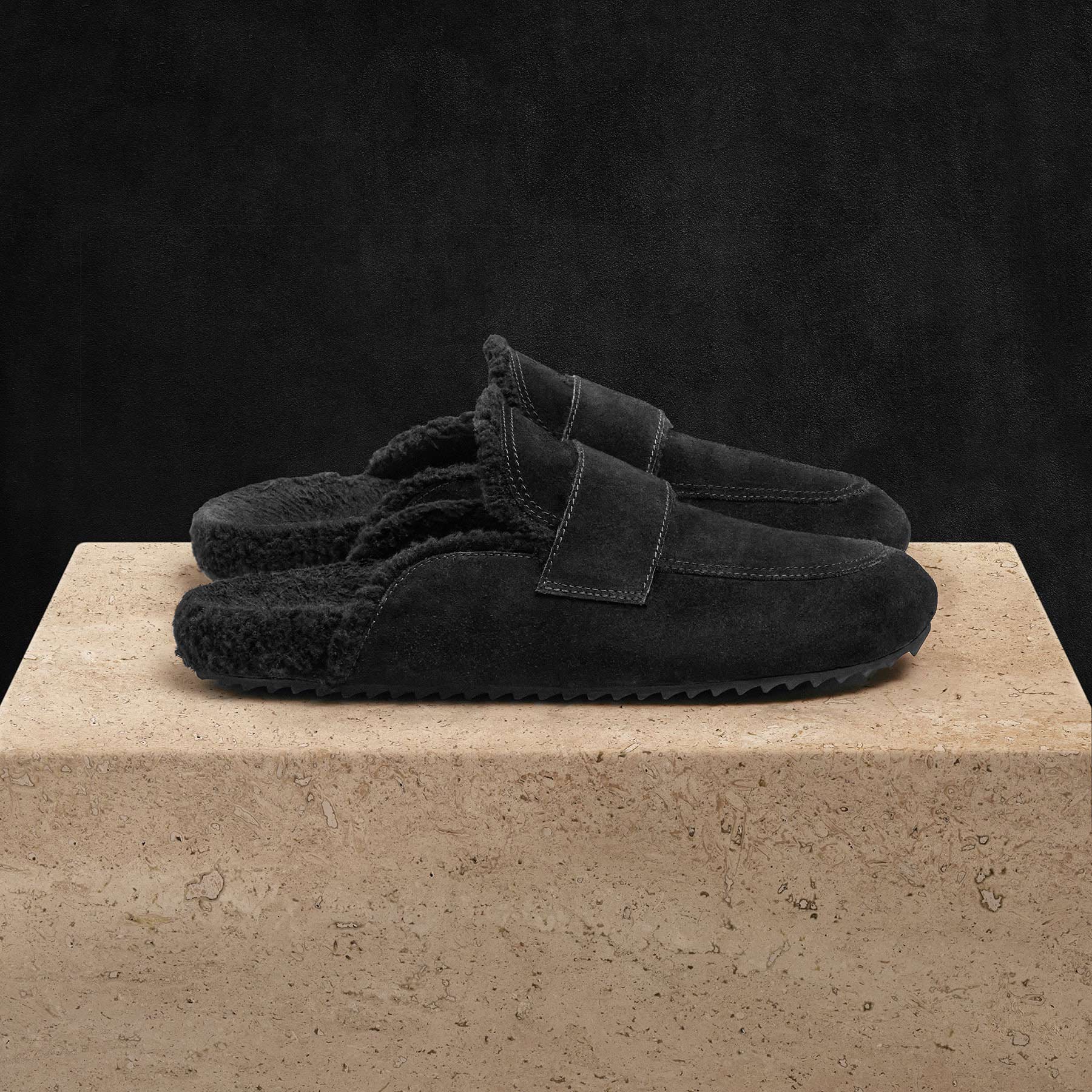 Men's Suede Shearling Lined Loafer - Black/Black
