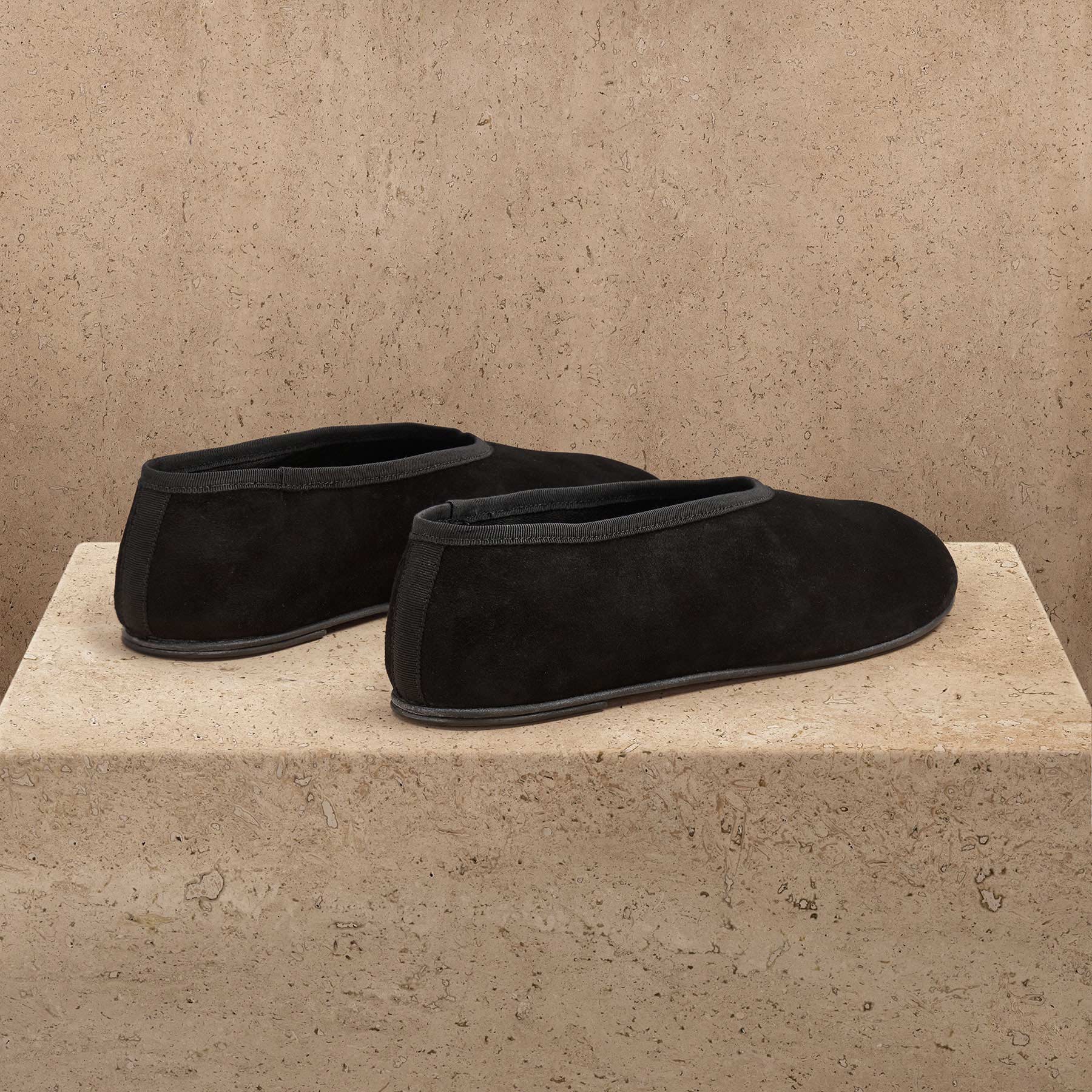 Women's Binded Suede Ballet Flat - Black