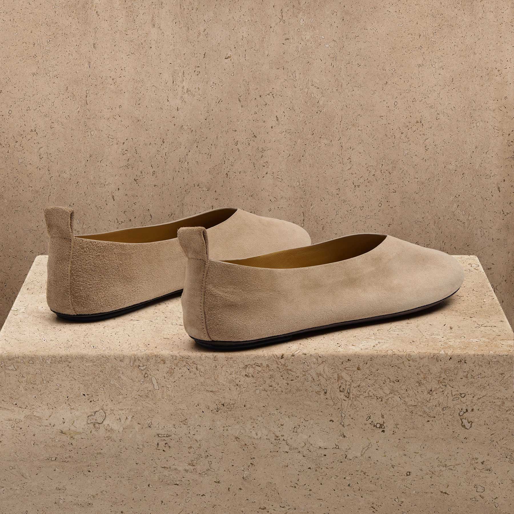 Women's Suede V Ballet Flat - Natural