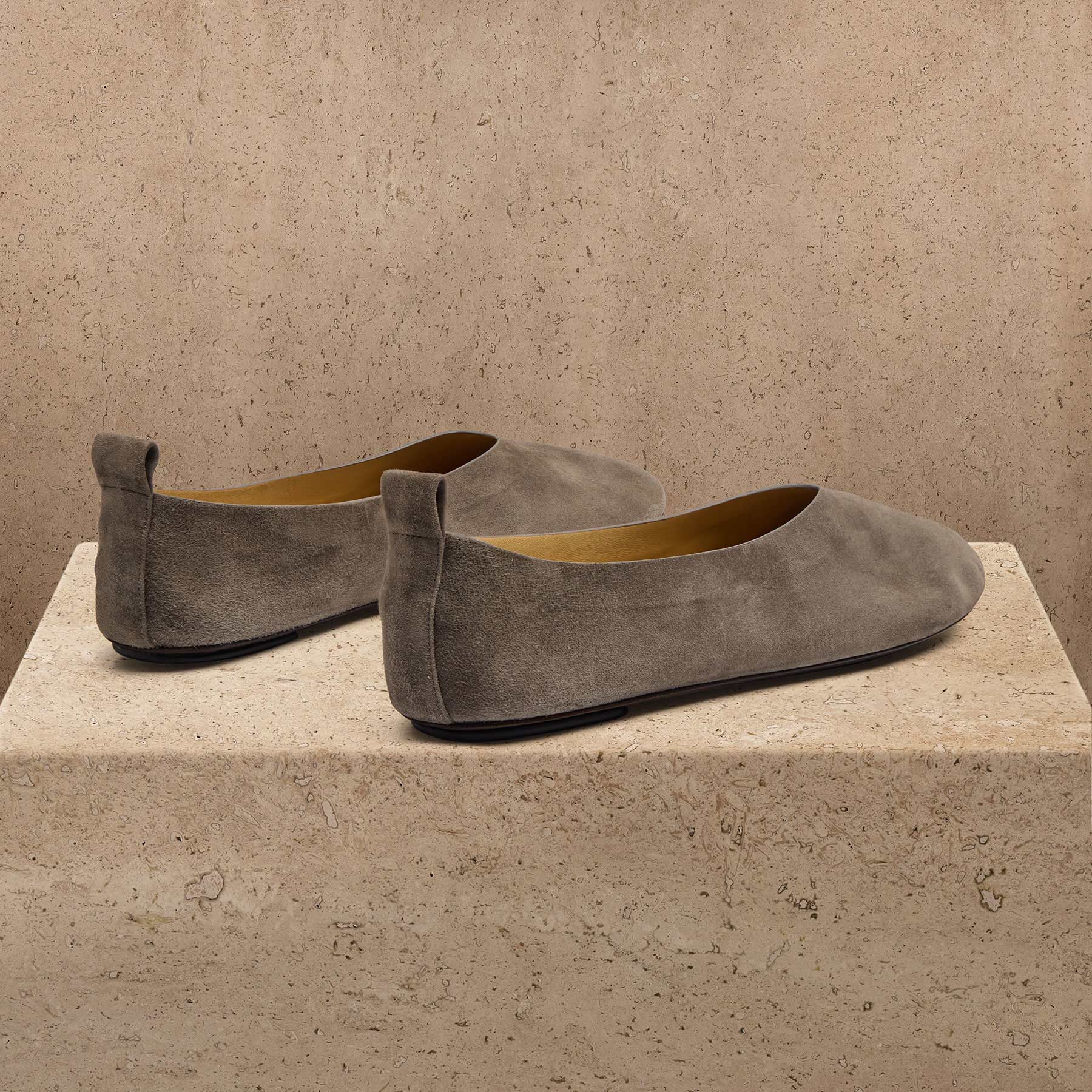 Women's Suede V Ballet Flat - Taupe Grey