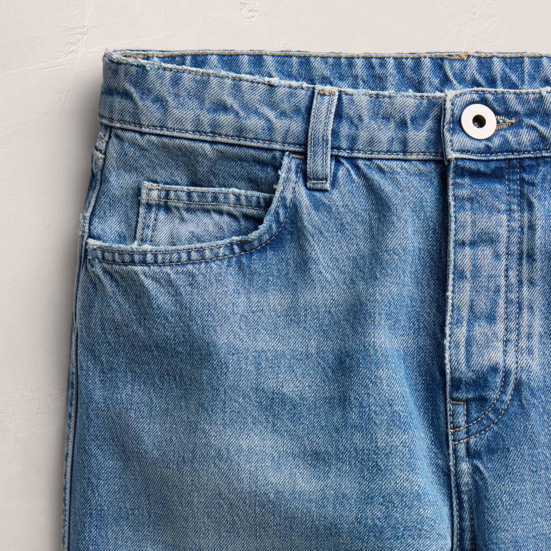 Relaxed Straight Cropped Jean - Sky Wash