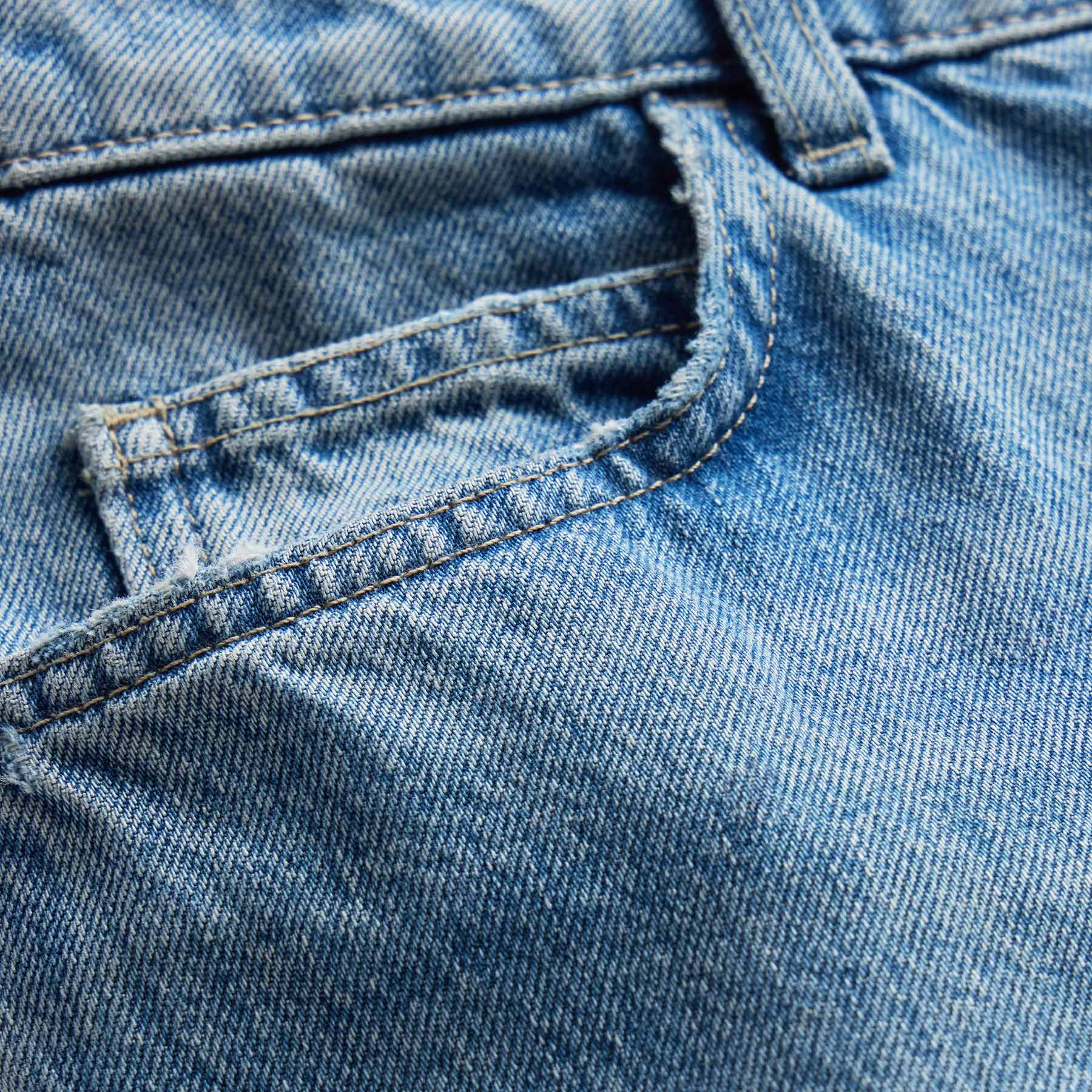 Relaxed Straight Cropped Jean - Sky Wash