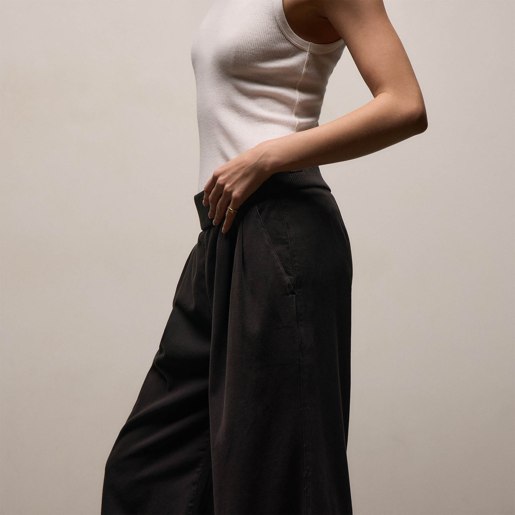Ribbed Waist Wide Leg Pant - Black