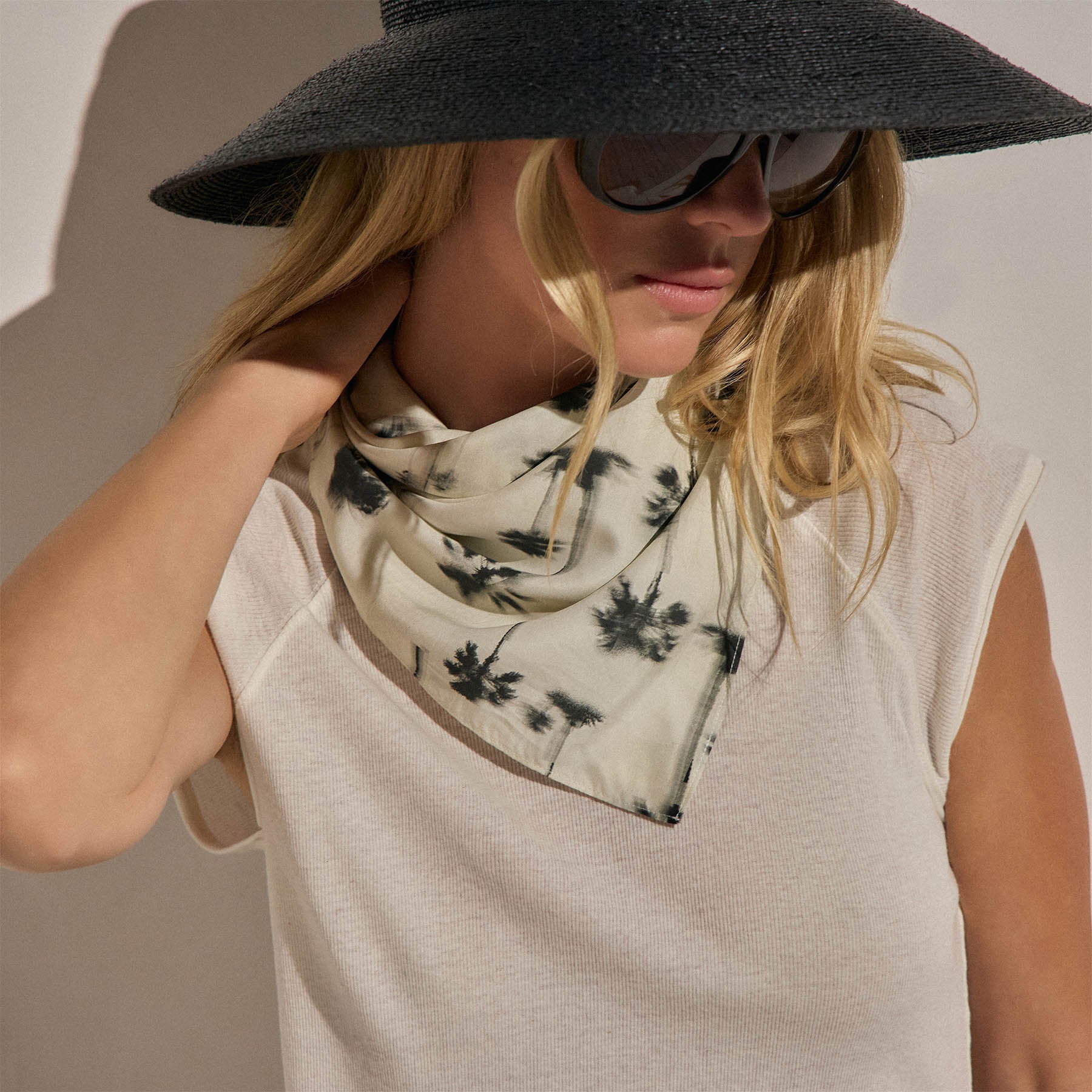 Cotton Cashmere Ribbed Raglan Tee - White