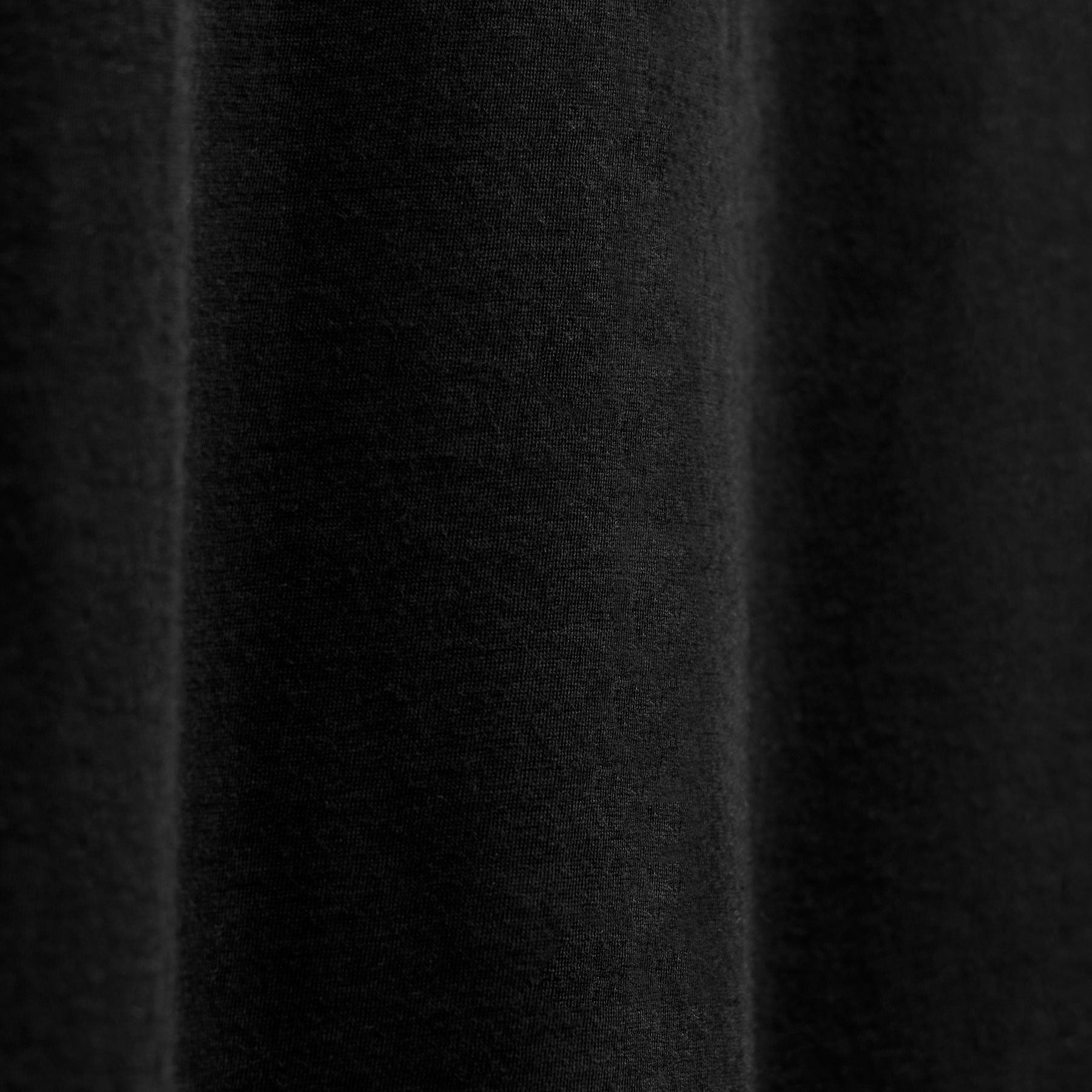 Luxe Lotus Jersey V Neck - Black