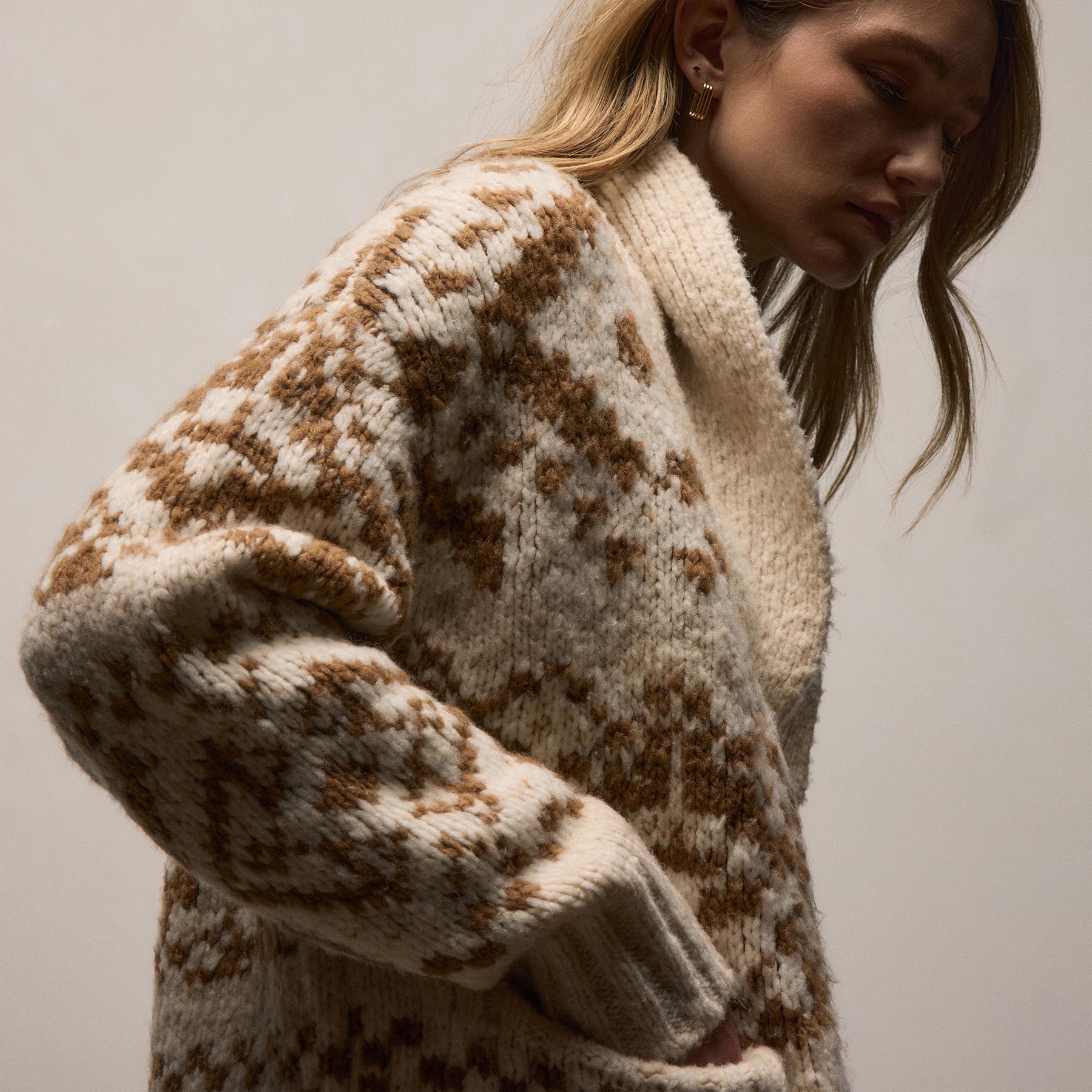 Chalet Intarsia Cardigan - Ivory/Whiskey