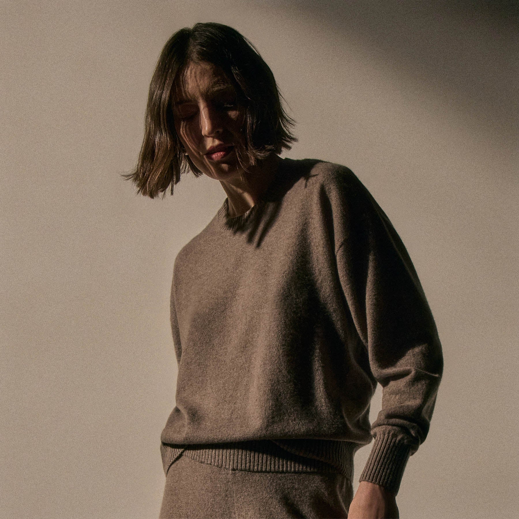 Spun Cashmere Crew Sweater - Warm Brown
