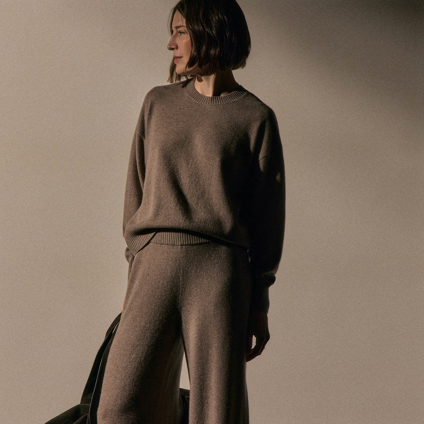 Spun Cashmere Crew Sweater - Warm Brown