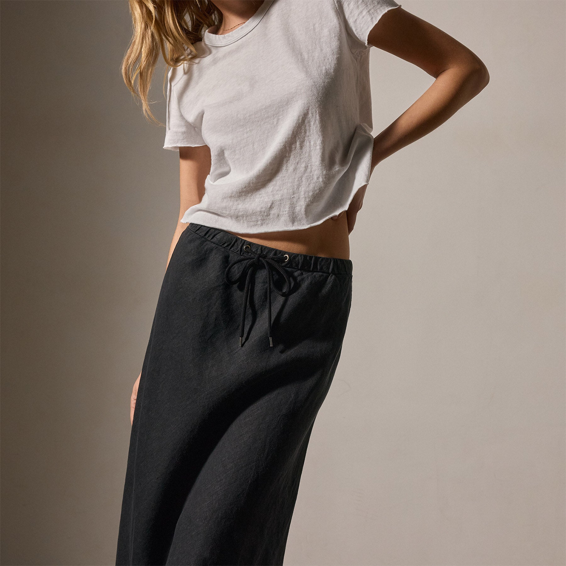 High Low Linen Skirt - Black