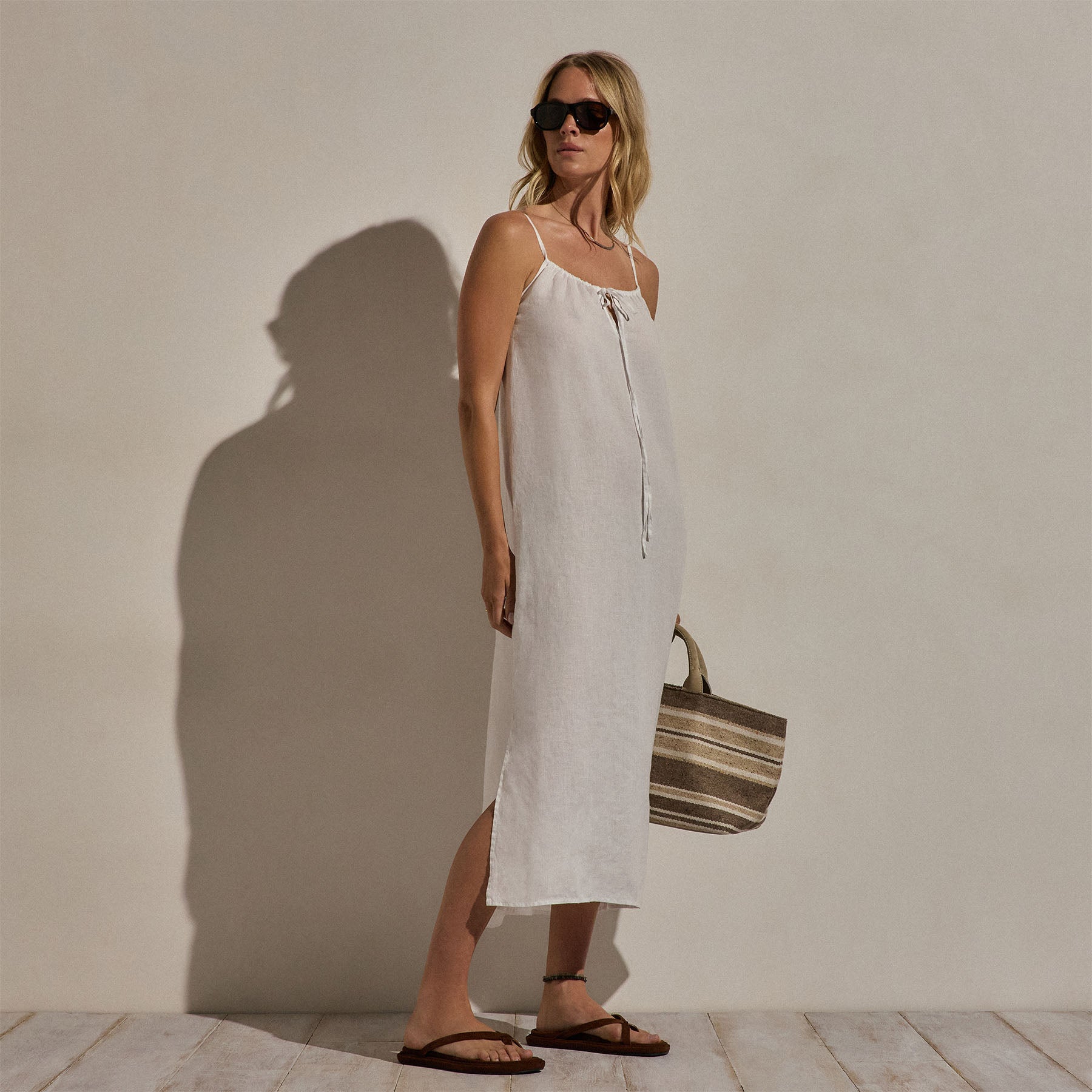 Women's Suede Cross Thong Sandal - Tabacco / Tabacco